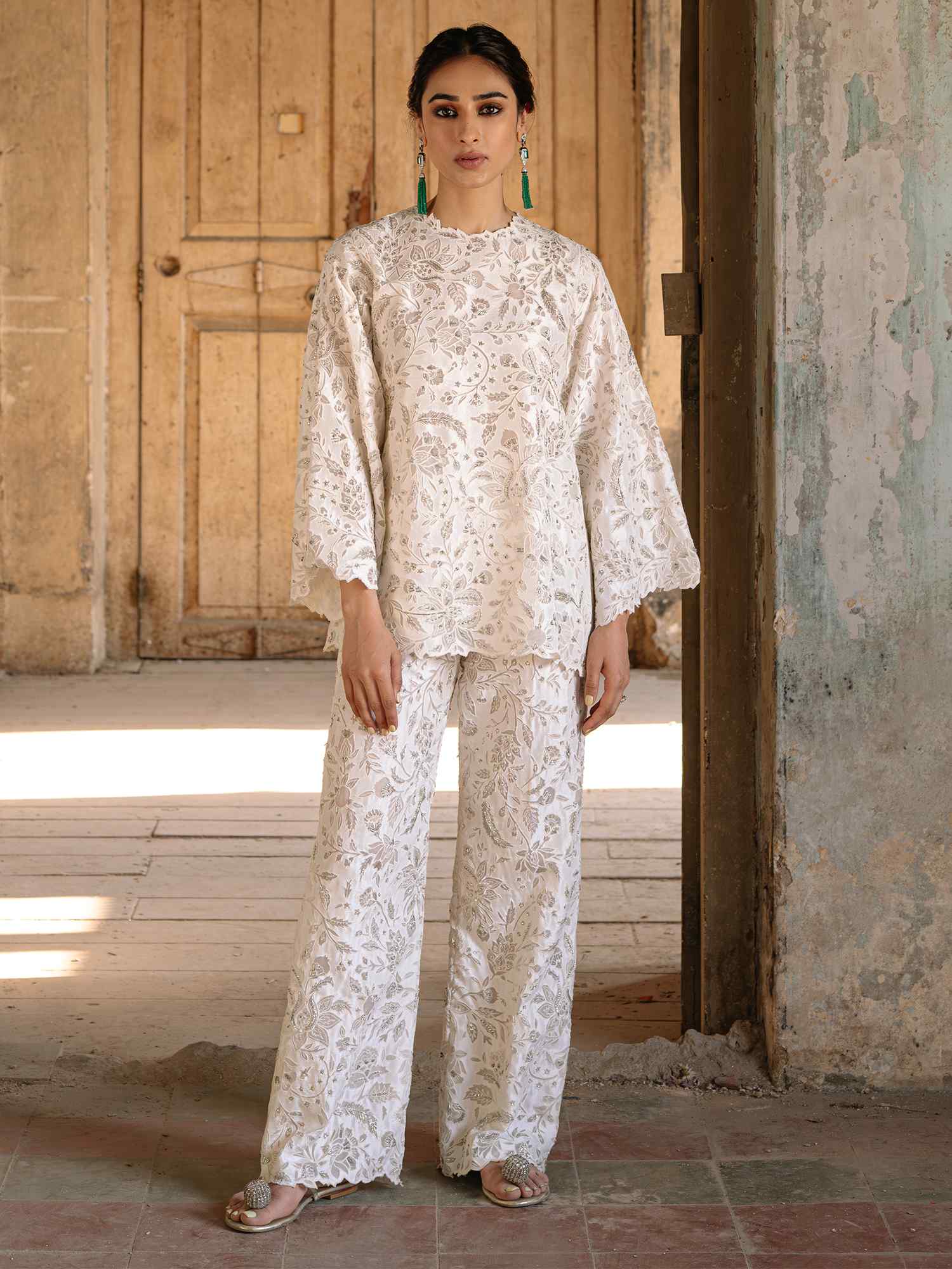 Pakistani Ivory Reverse Appliqué Raw Silk Salwar Kameez (2-Piece) - Image 1