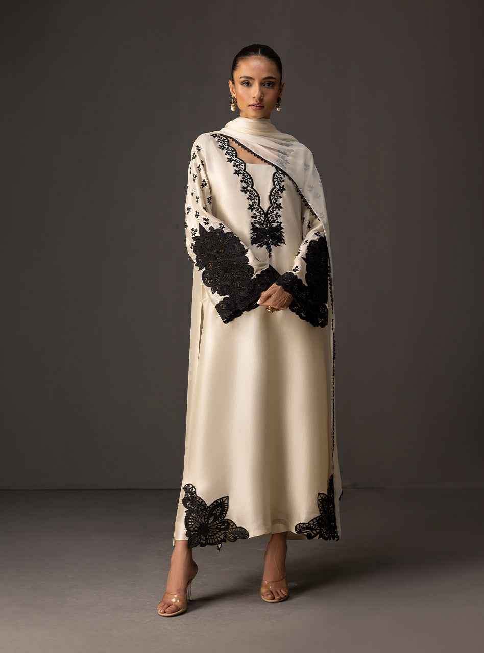 Pakistani Pearl Ivory Embroidered Raw Silk Salwar Kameez (3-Piece) - Image 5