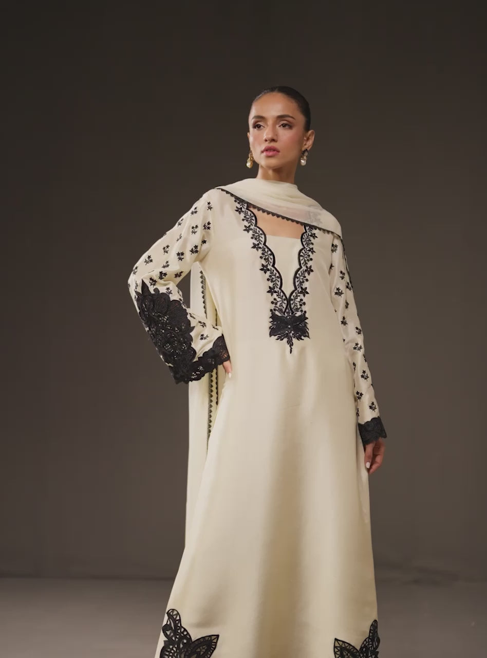 Pearl Ivory and Black Embroidered Silk-Blend Long Shirt (3-Piece) - Image 8