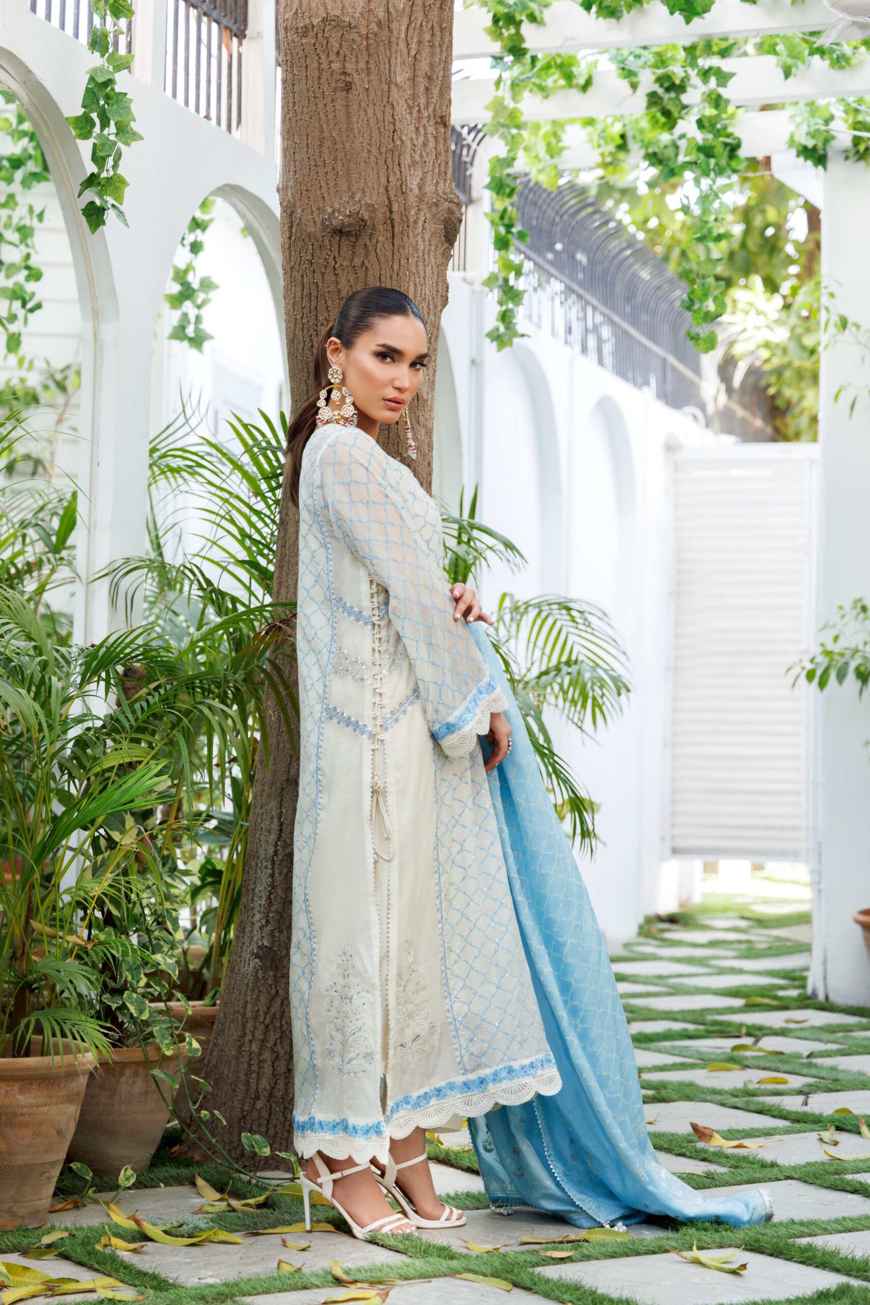 Off-White Block Printed Silk 3-Piece Kurta Set - Image 3