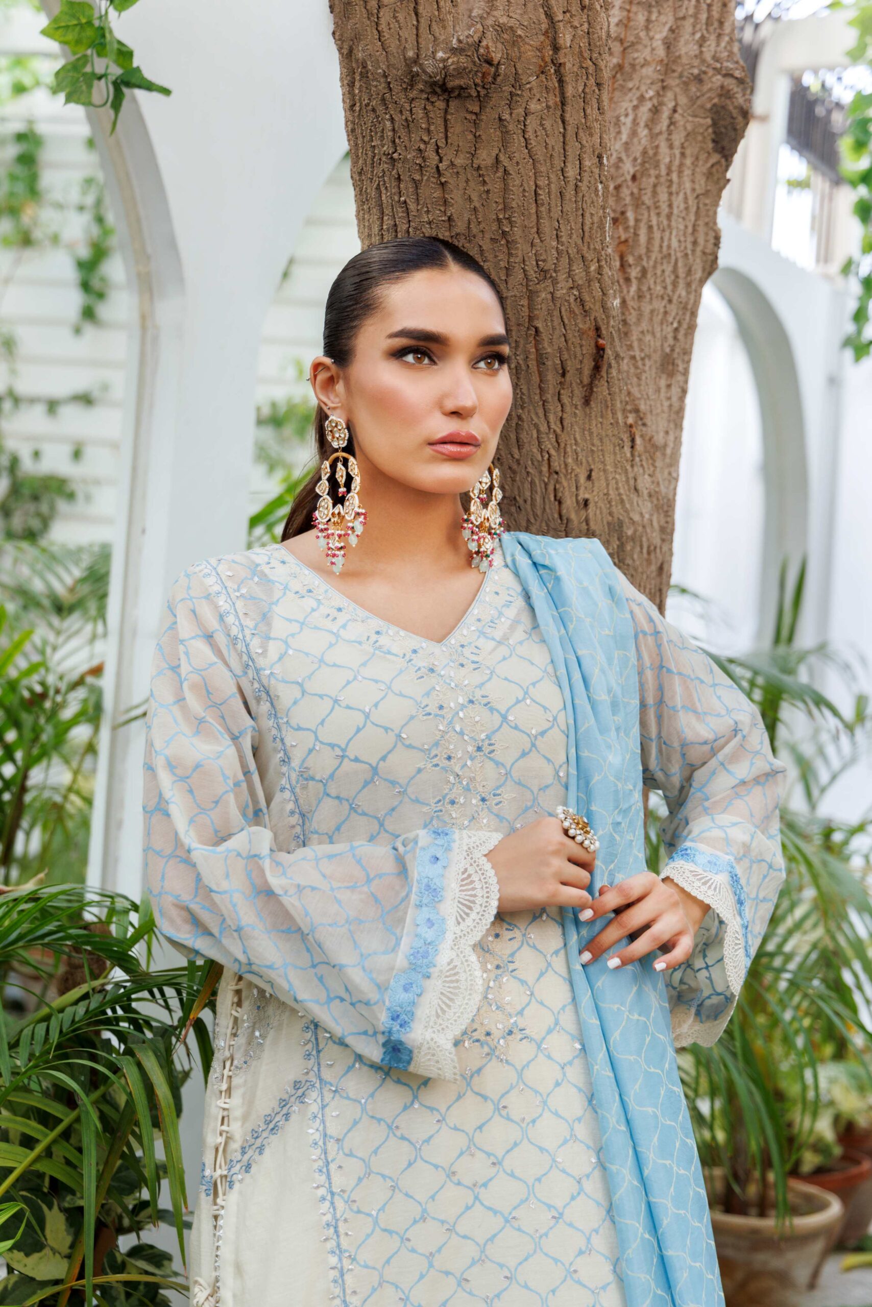 Off-White Block Printed Silk 3-Piece Kurta Set - Image 5