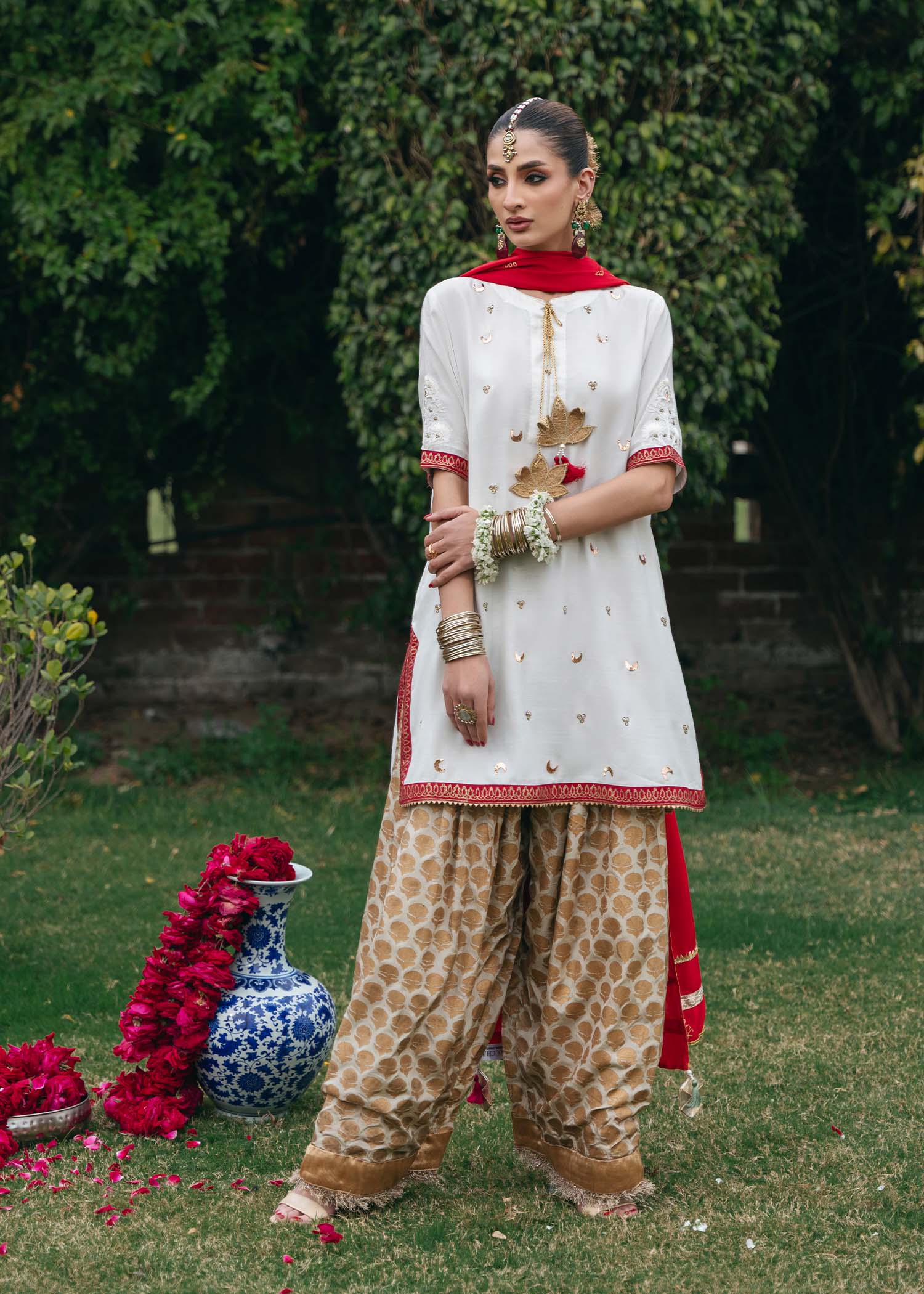 Ivory Hand-Embellished Silk Kurta Set (3-Piece) - Image 1