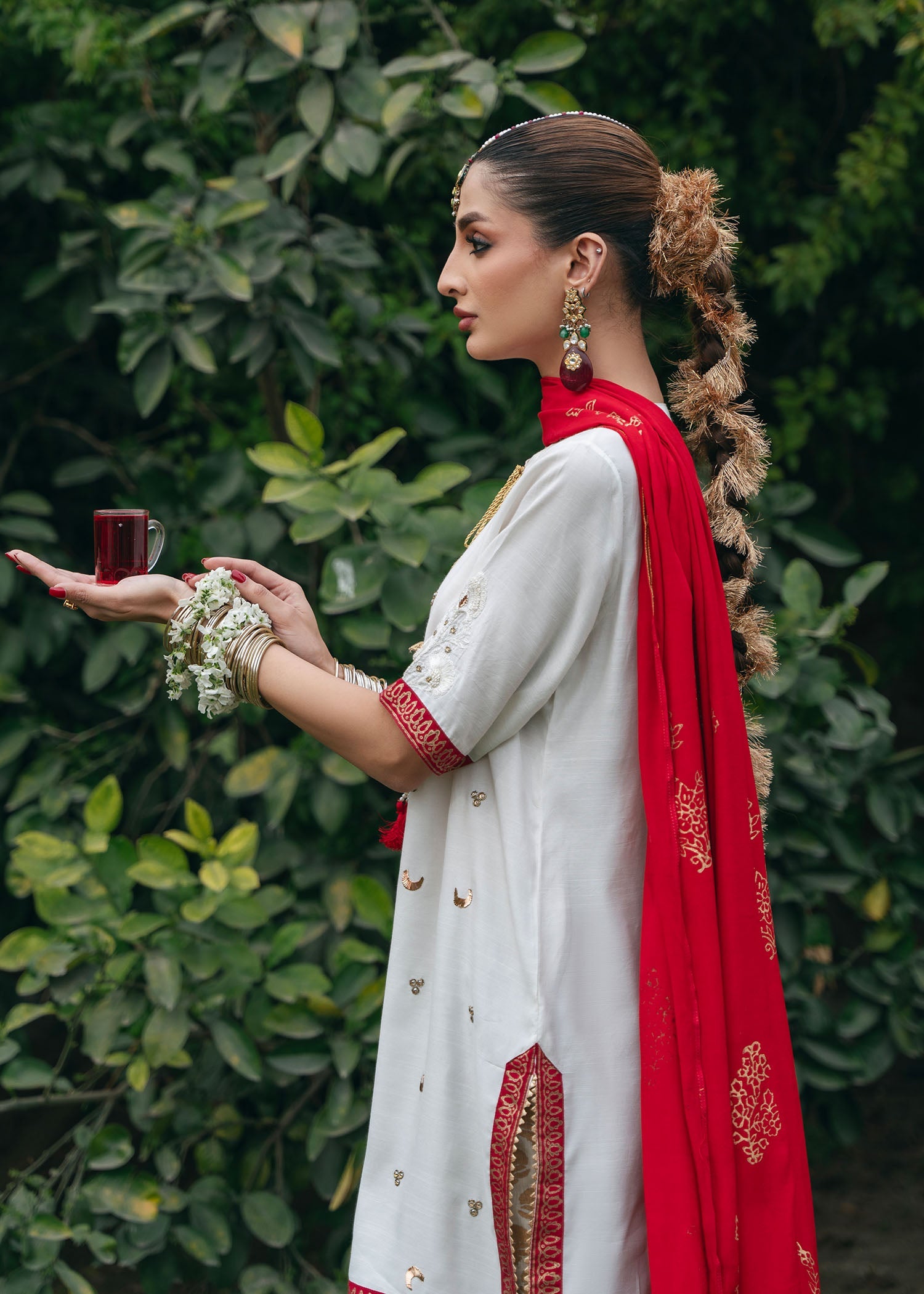 Ivory Hand-Embellished Silk Kurta Set (3-Piece) - Image 6