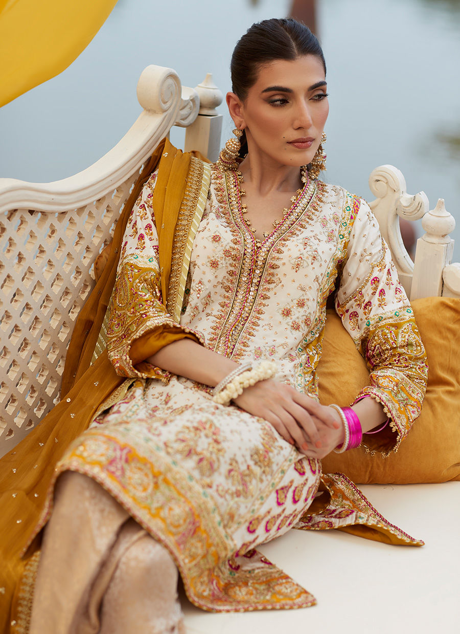 Pakistani Ivory Zardozi & Gota Silk Salwar Kameez (3-Piece) - Image 3