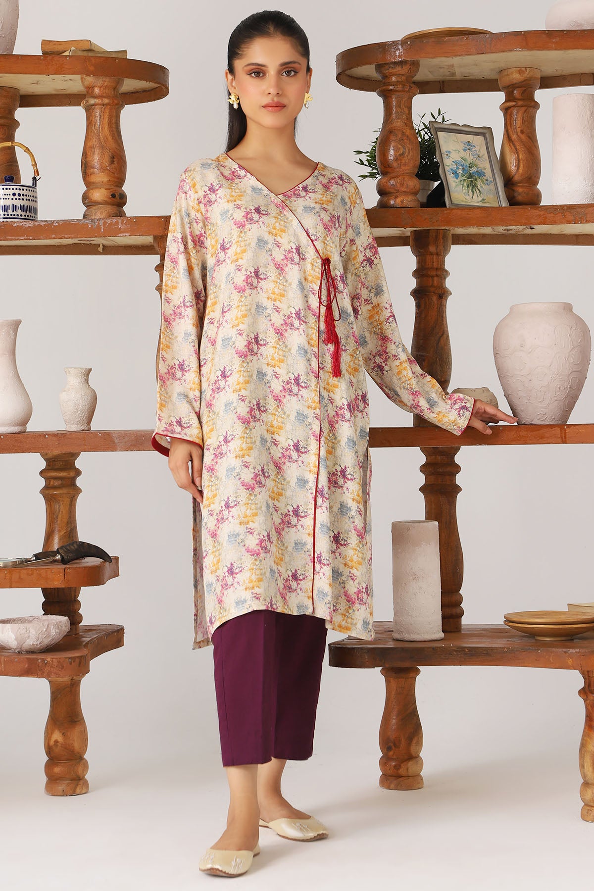 Ivory Digital Printed Slub Linen Kurta (1-Pc) - Image 1