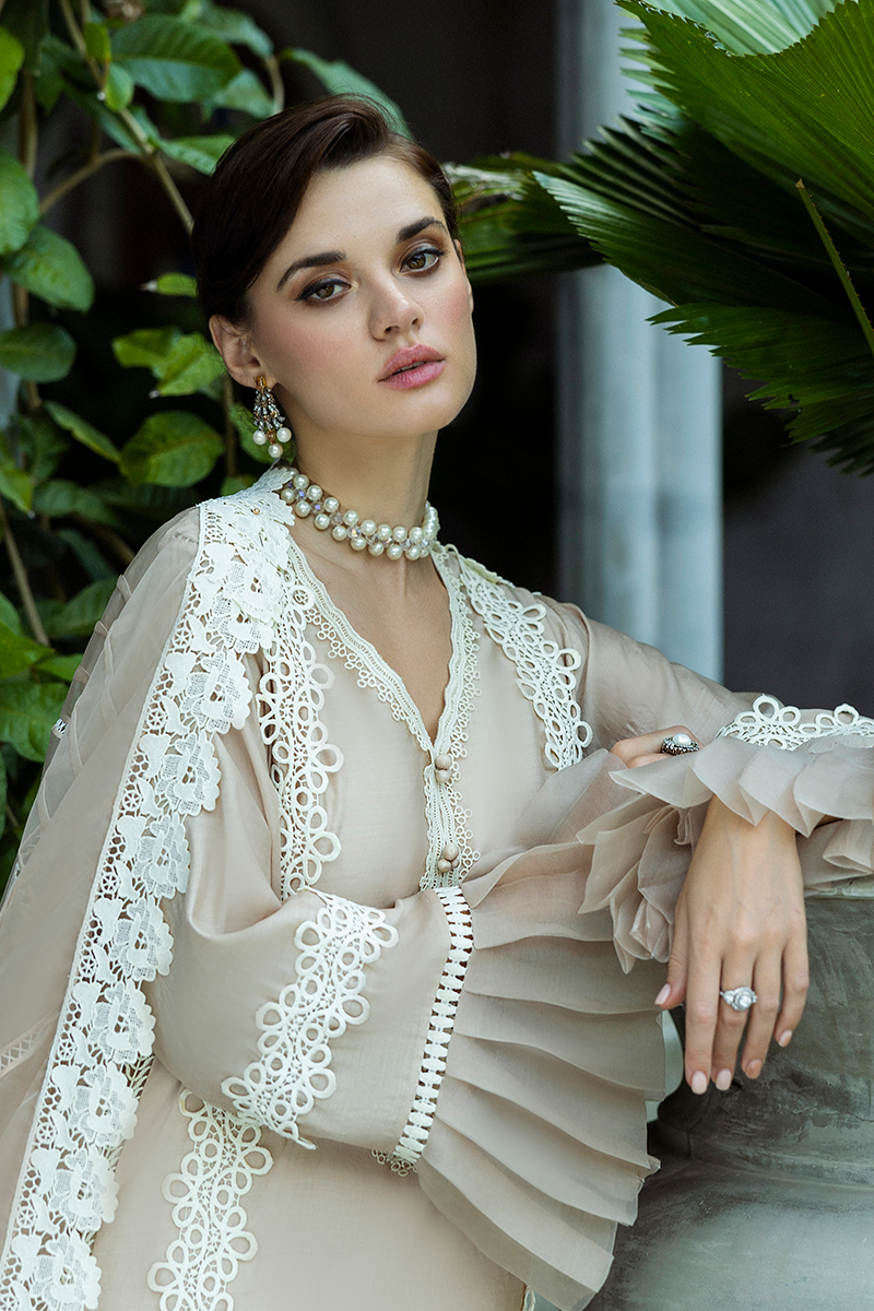 Pakistani Ivory Lace Pure Spench Silk Salwar Kameez (3-Piece) - Image 9