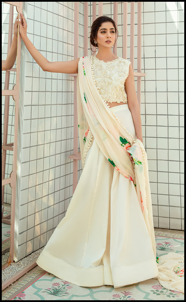 Pakistani Ivory 3D Embellished Silk Blouse & Wide-Leg Pants (3-Piece) - Image 3