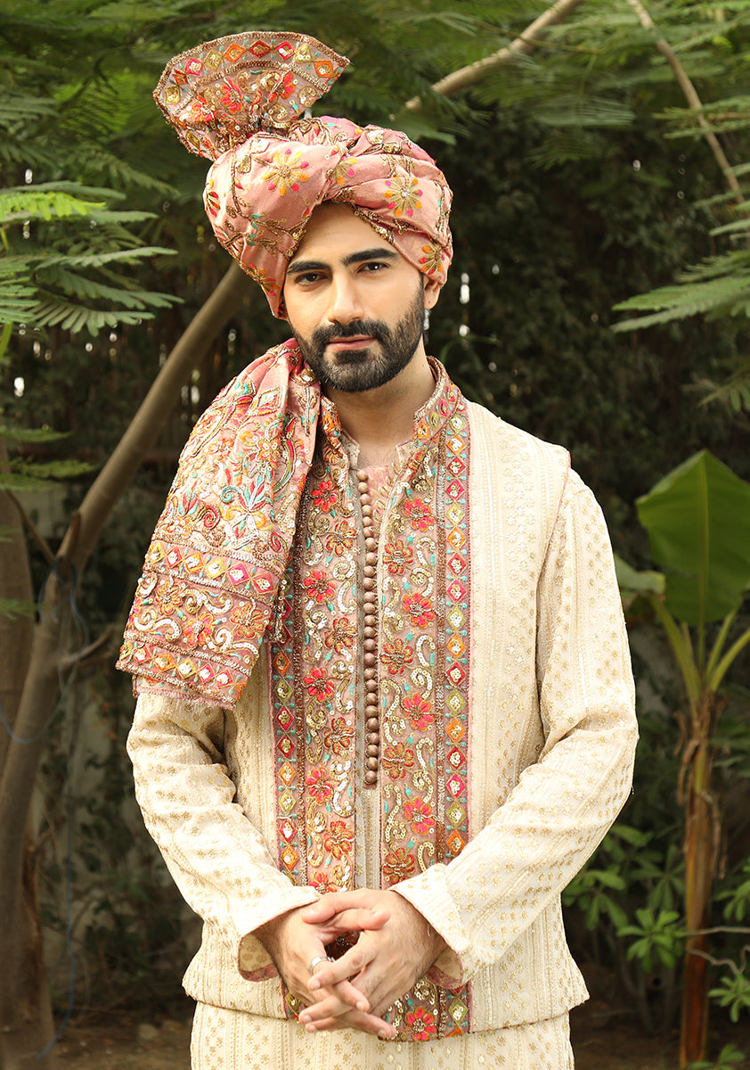 Ivory Embroidered Chiffon Waistcoat Kurta (3-Piece) - Image 2