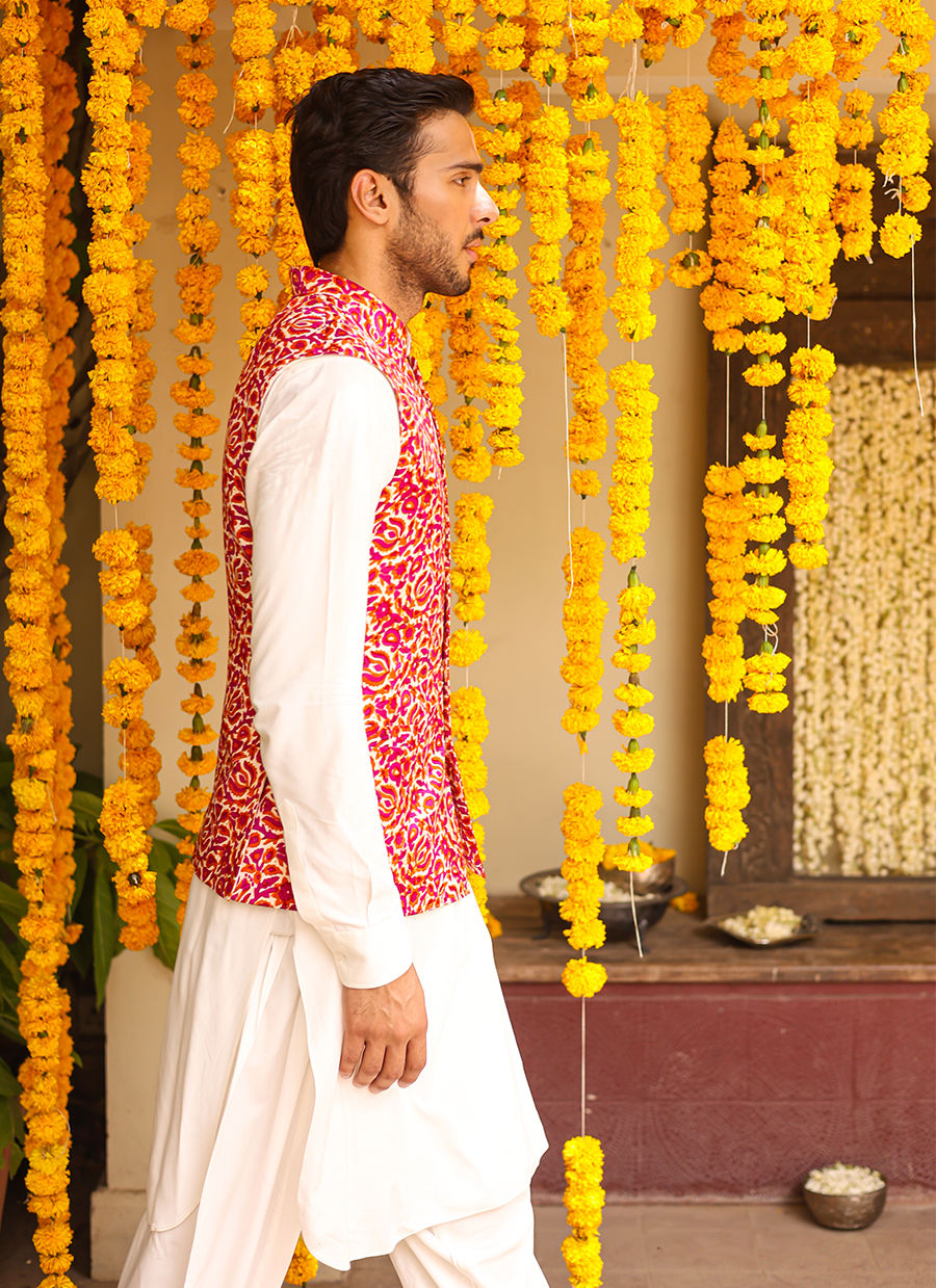 Ivory Hand-Blocked Raw Silk Waistcoat (3-Piece) - Image 4