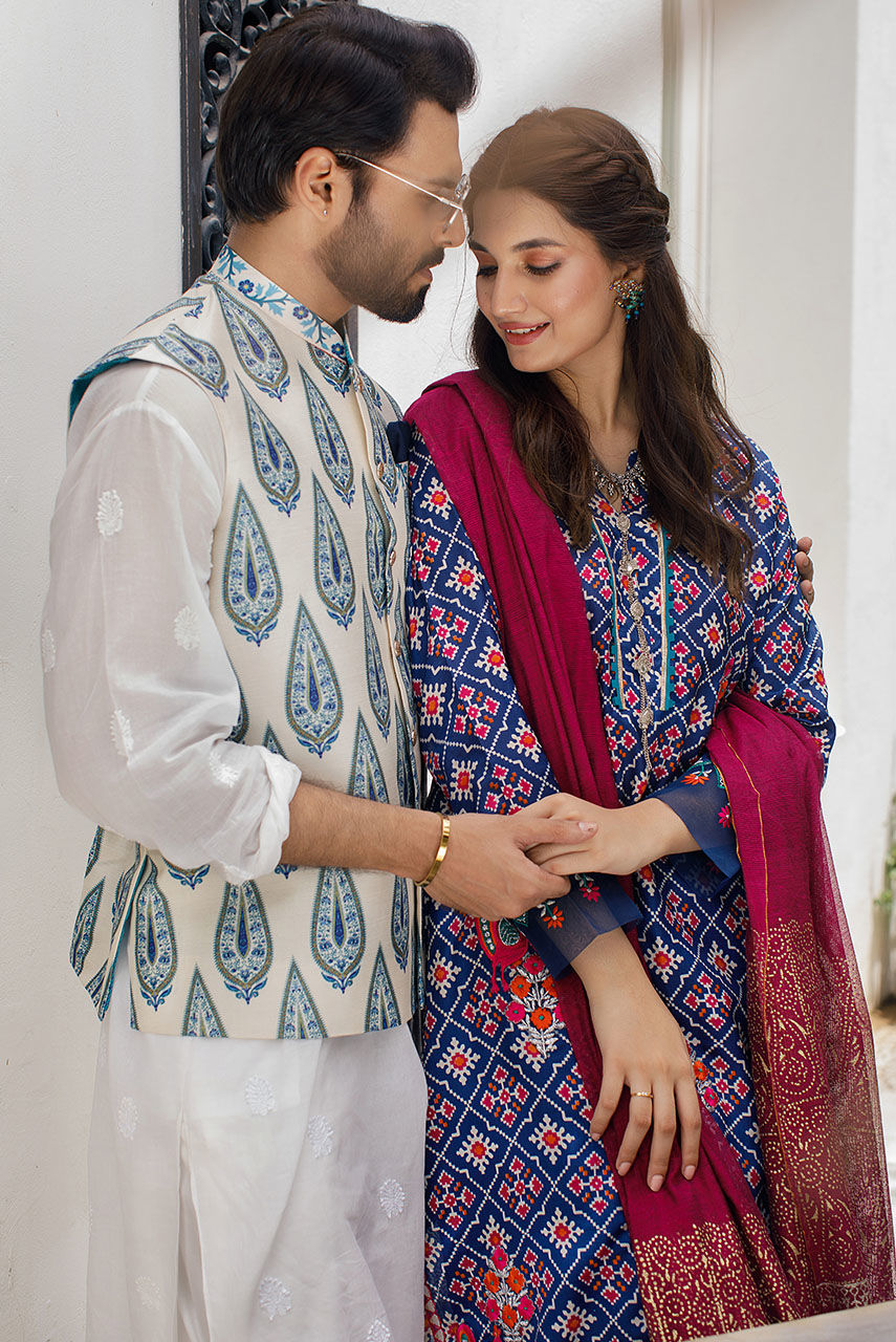 Ivory Blue Digital-Print Raw Silk Waistcoat (3-Piece) - Image 11