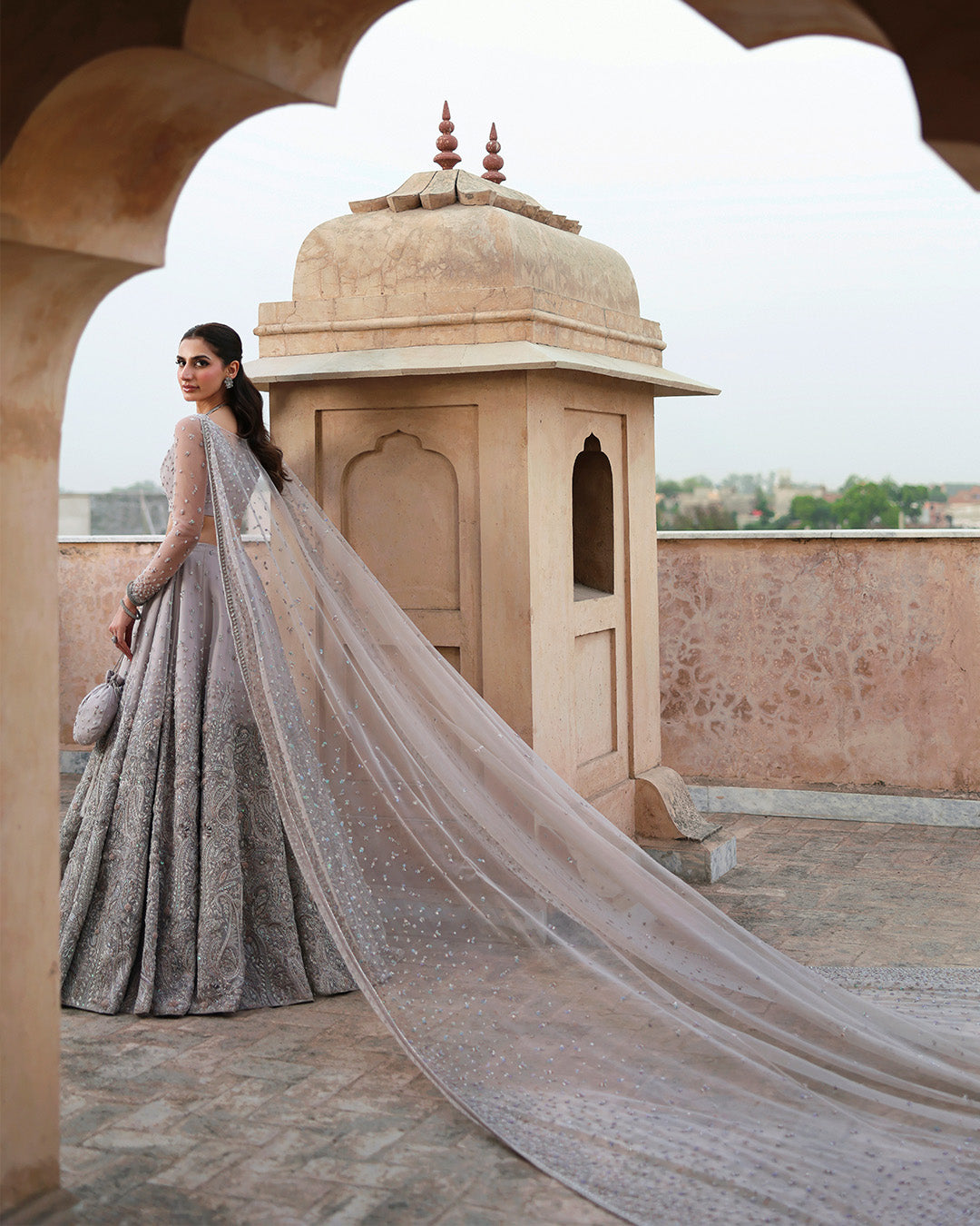 Pakistani Dusty Lilac Embellished Net Lehenga Set (3-Piece) - Image 2