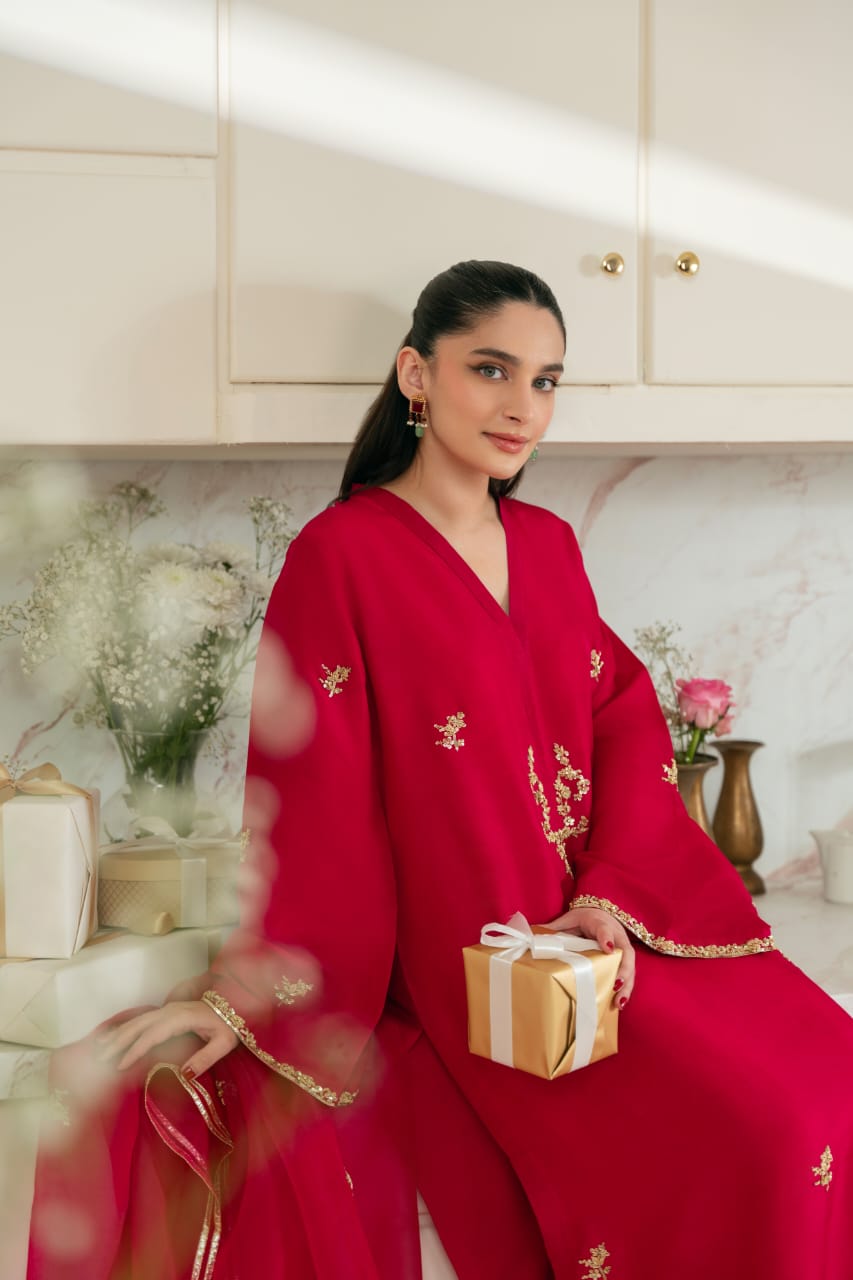 Pakistani Dark Magenta Gold Ada Work Silk Kameez (3-Piece) - Image 6