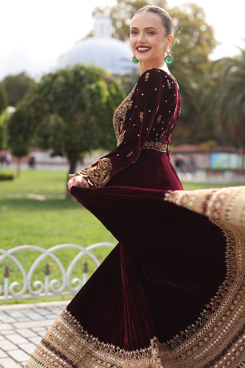 Maroon Embellished Velvet Anarkali Gown (2-Piece) - Image 3