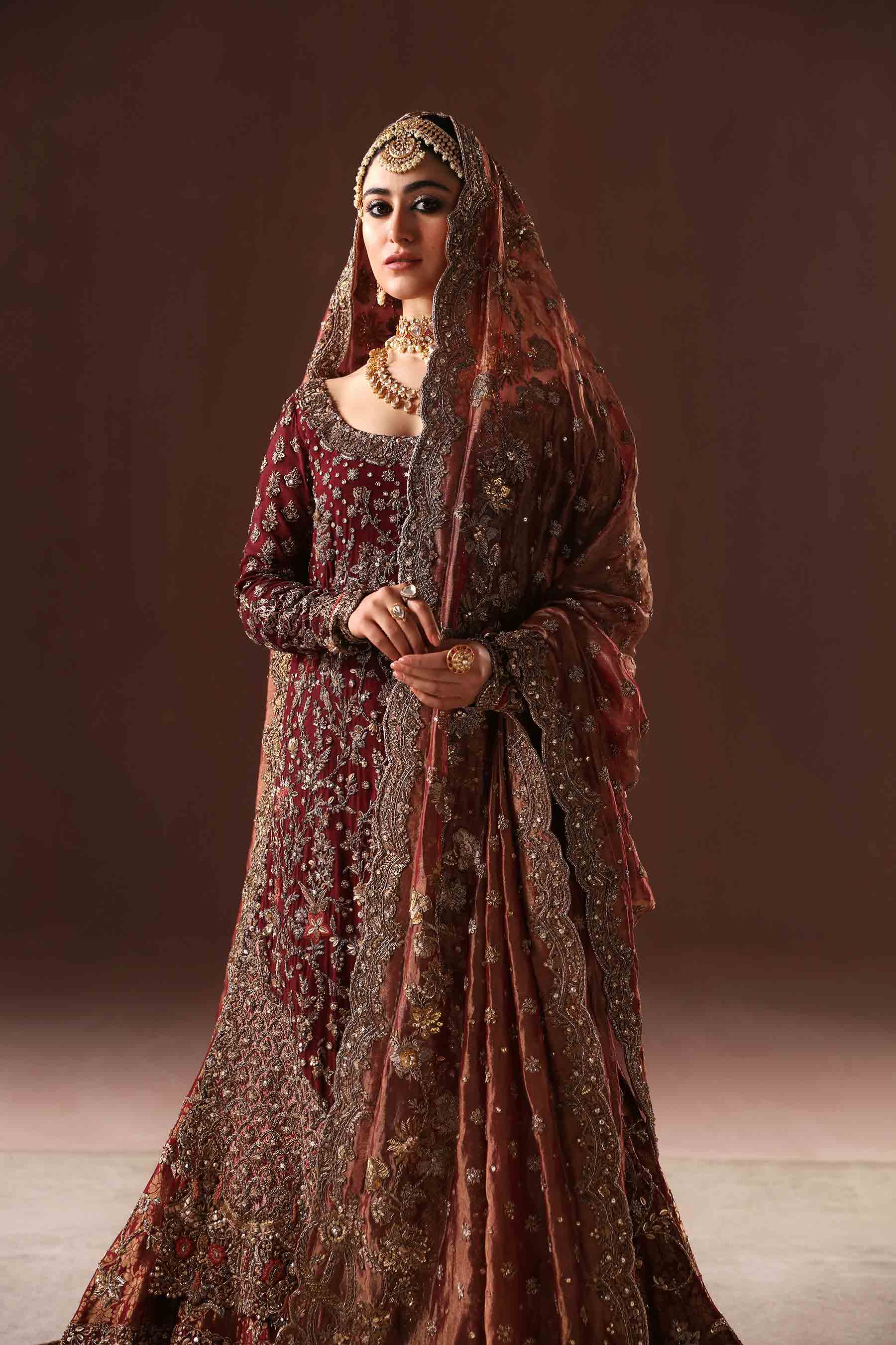 Pakistani Deep Maroon Zardozi Jamawar Farshi Gharara (3-Piece) - Image 2