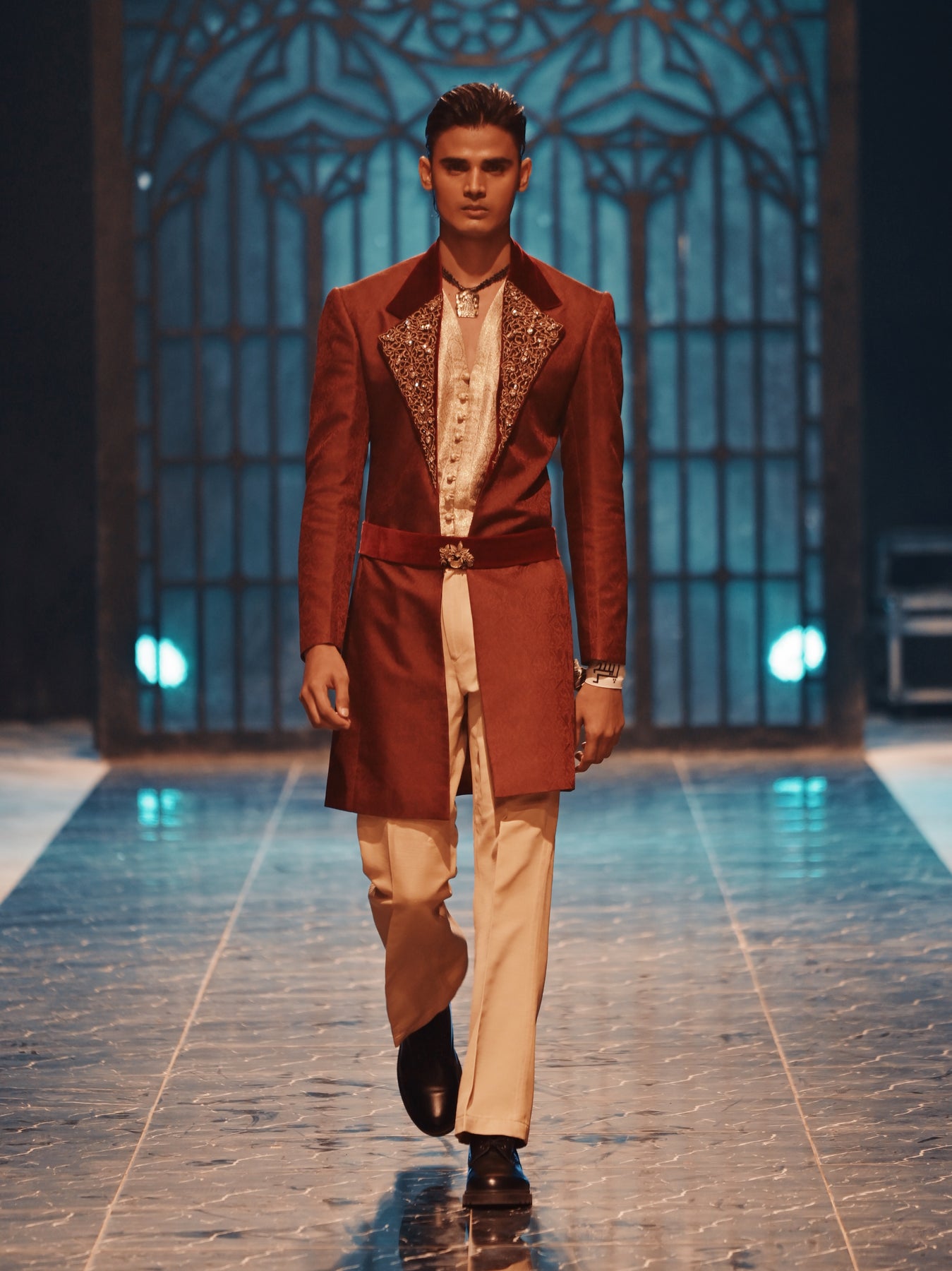 Maroon Embroidered Jamawar Sherwani Jacket (3-Piece) - Image 2