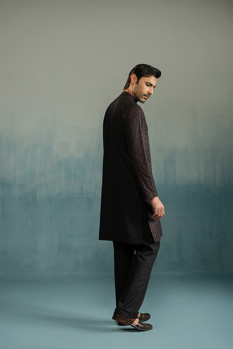 Rasin Embroidered Multani Karandi Kurta Pajama (2-Piece) - Image 7