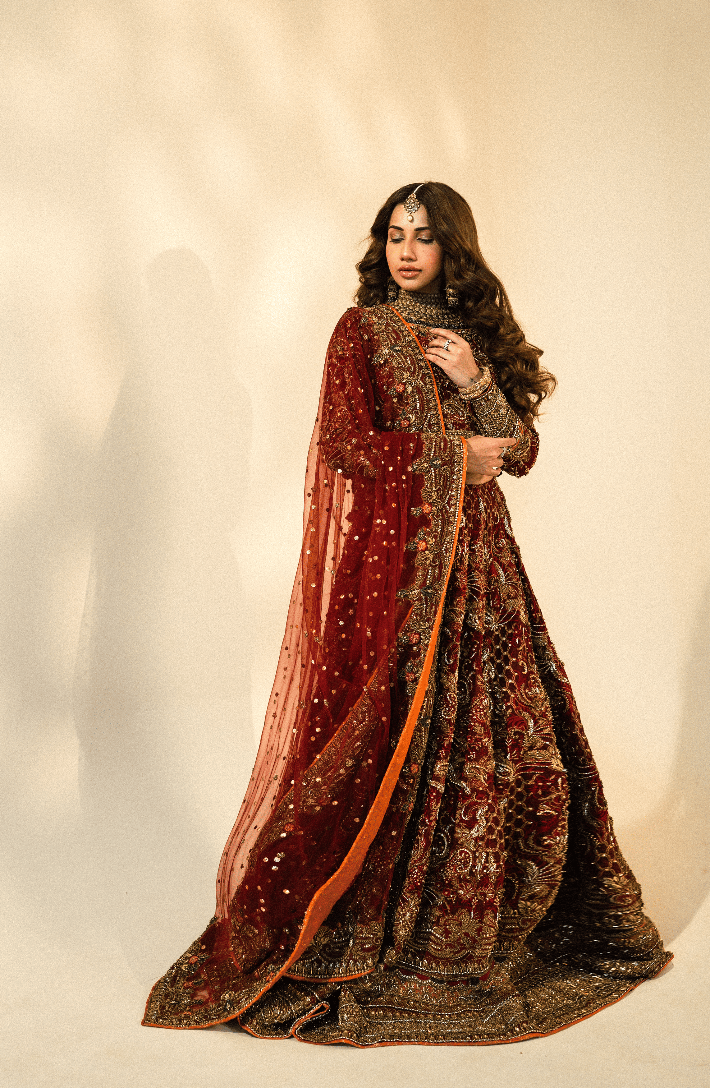 Maroon Embroidered Organza Bridal Lehenga Choli (3-Piece) - Image 3