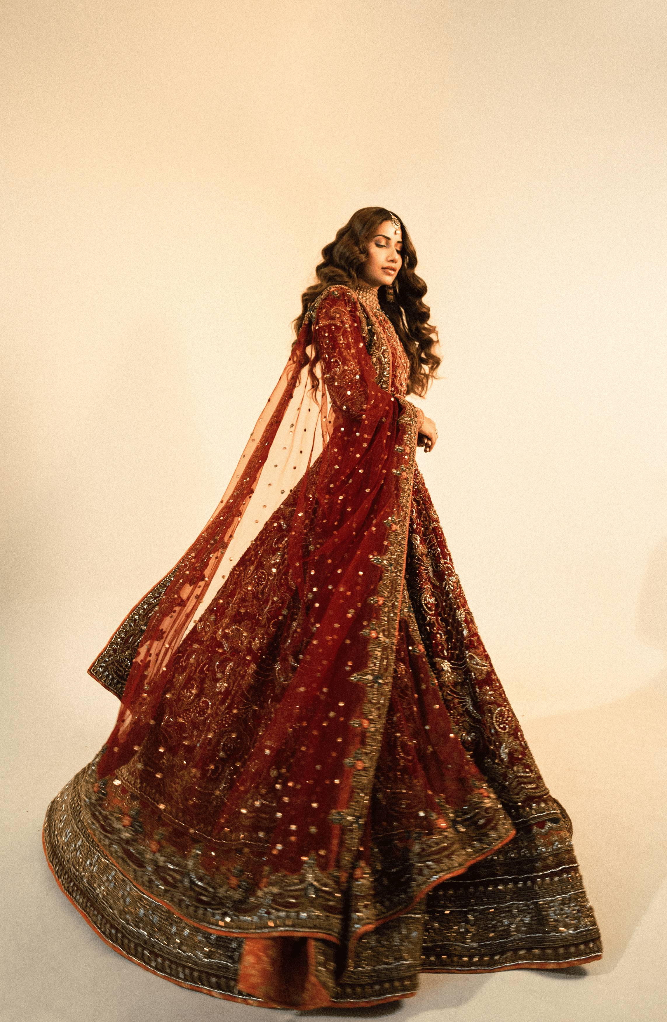 Maroon Embroidered Organza Bridal Lehenga Choli (3-Piece) - Image 9