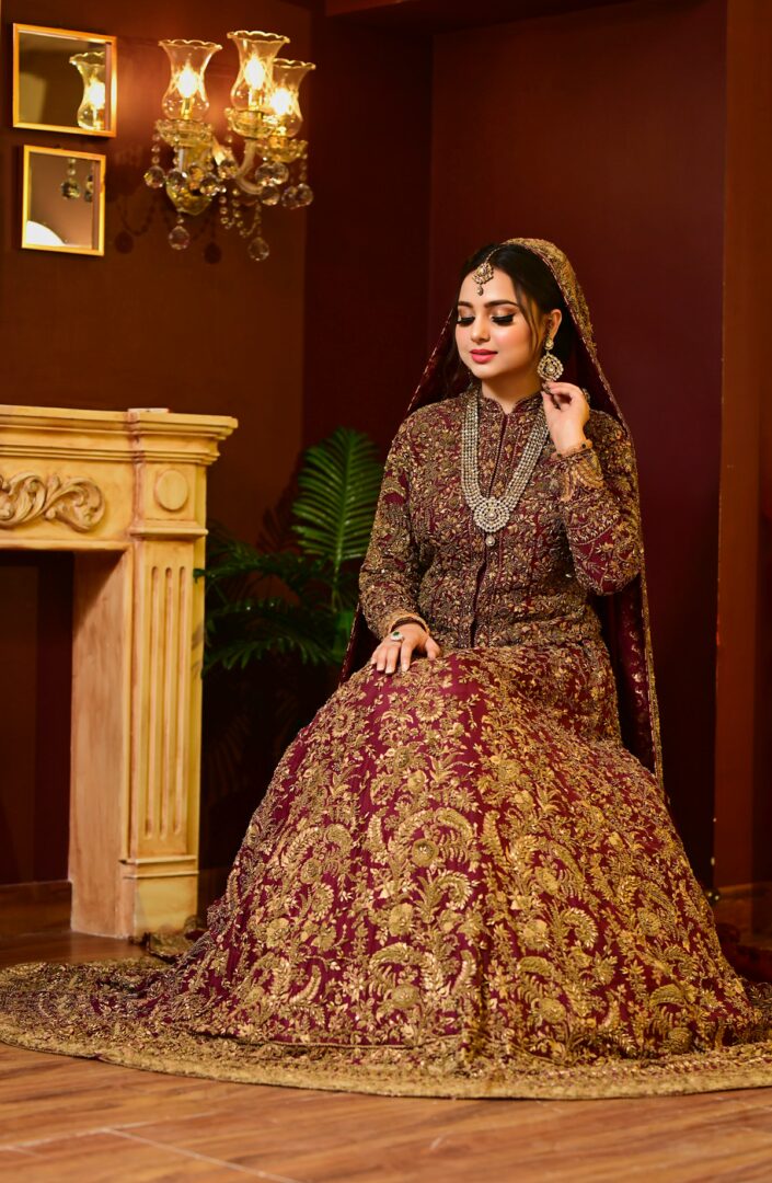 Pakistani Maroon Zardozi Raw Silk Lehenga Choli (3-Piece) - Image 5