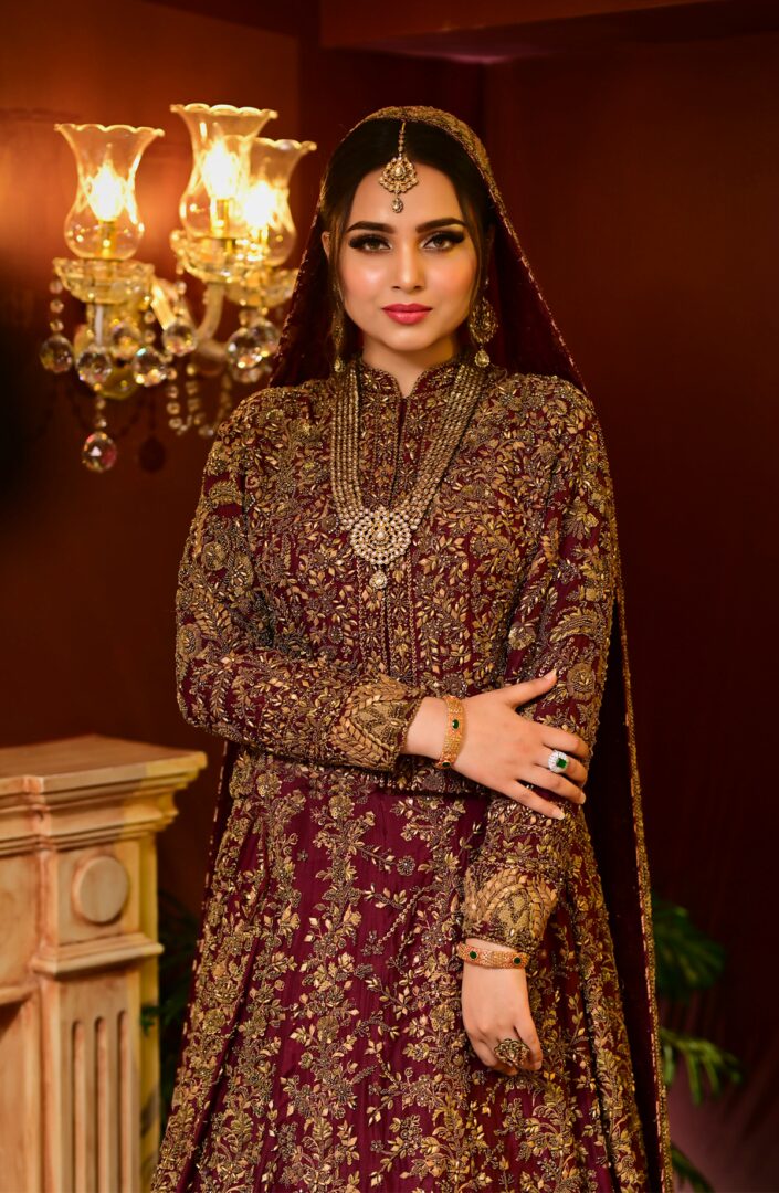 Pakistani Maroon Zardozi Raw Silk Lehenga Choli (3-Piece) - Image 6