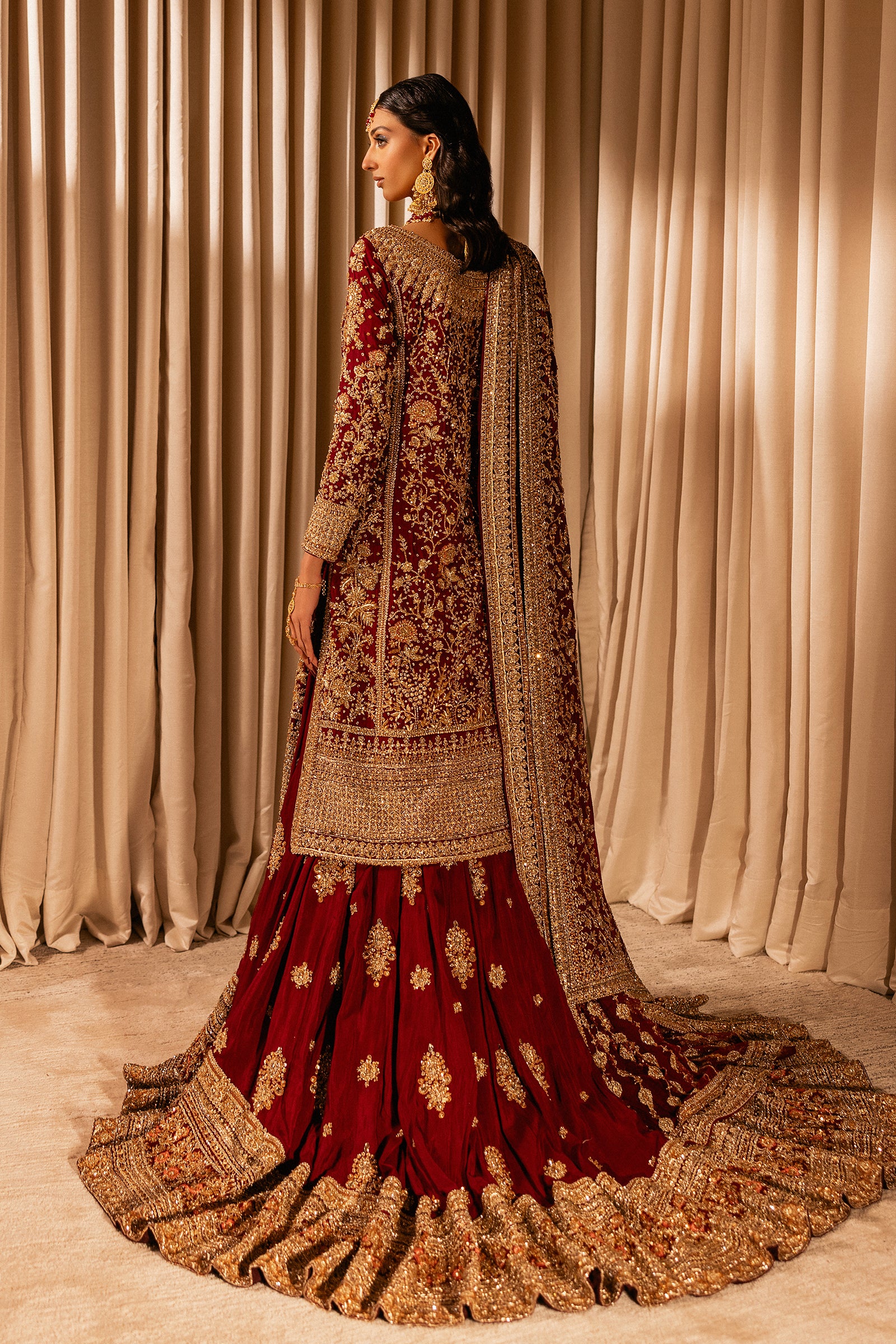 Pakistani Maroon Zardozi Raw Silk Farshi Lehenga (4-Piece) - Image 2