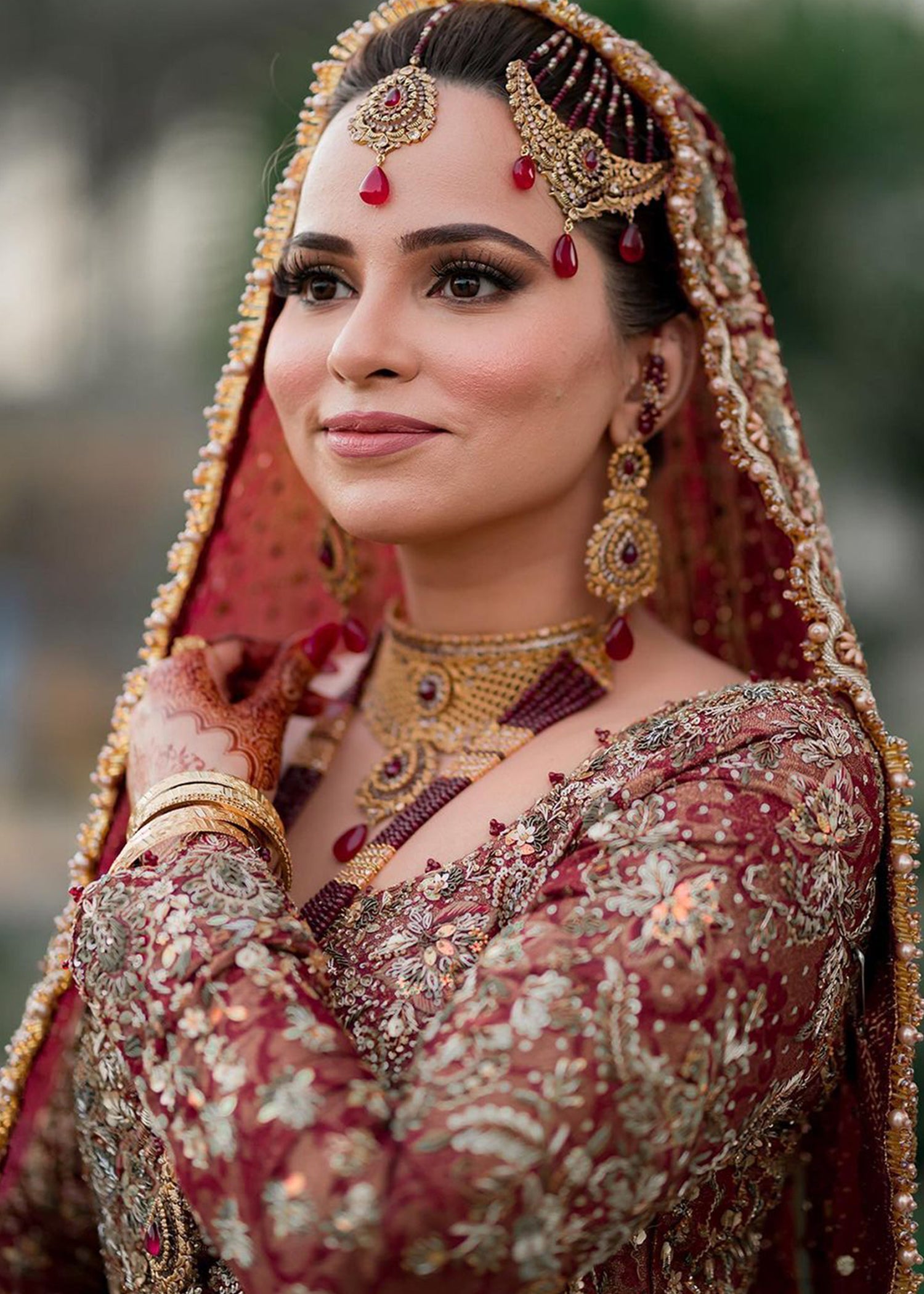 Pakistani Deep Maroon Gold Embroidered Net Silk Lehenga (3-Piece) - Image 7