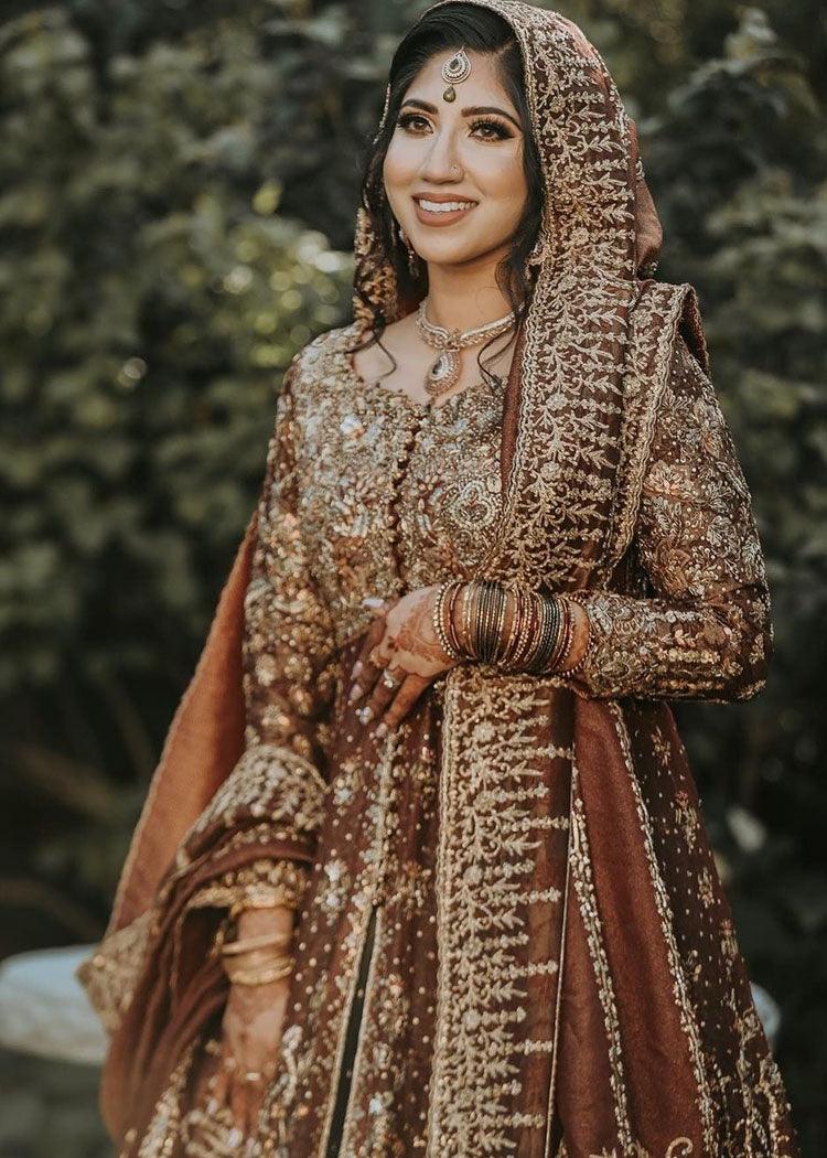 Pakistani Deep Maroon Gold Embroidered Silk Bridal Lehenga (3-Piece) - Image 5