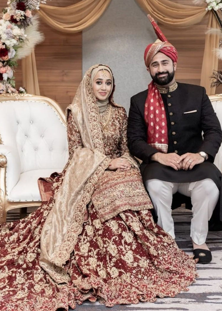 Pakistani Deep Maroon Gold Embroidered Velvet Bridal Lehenga (3-Piece) - Image 4