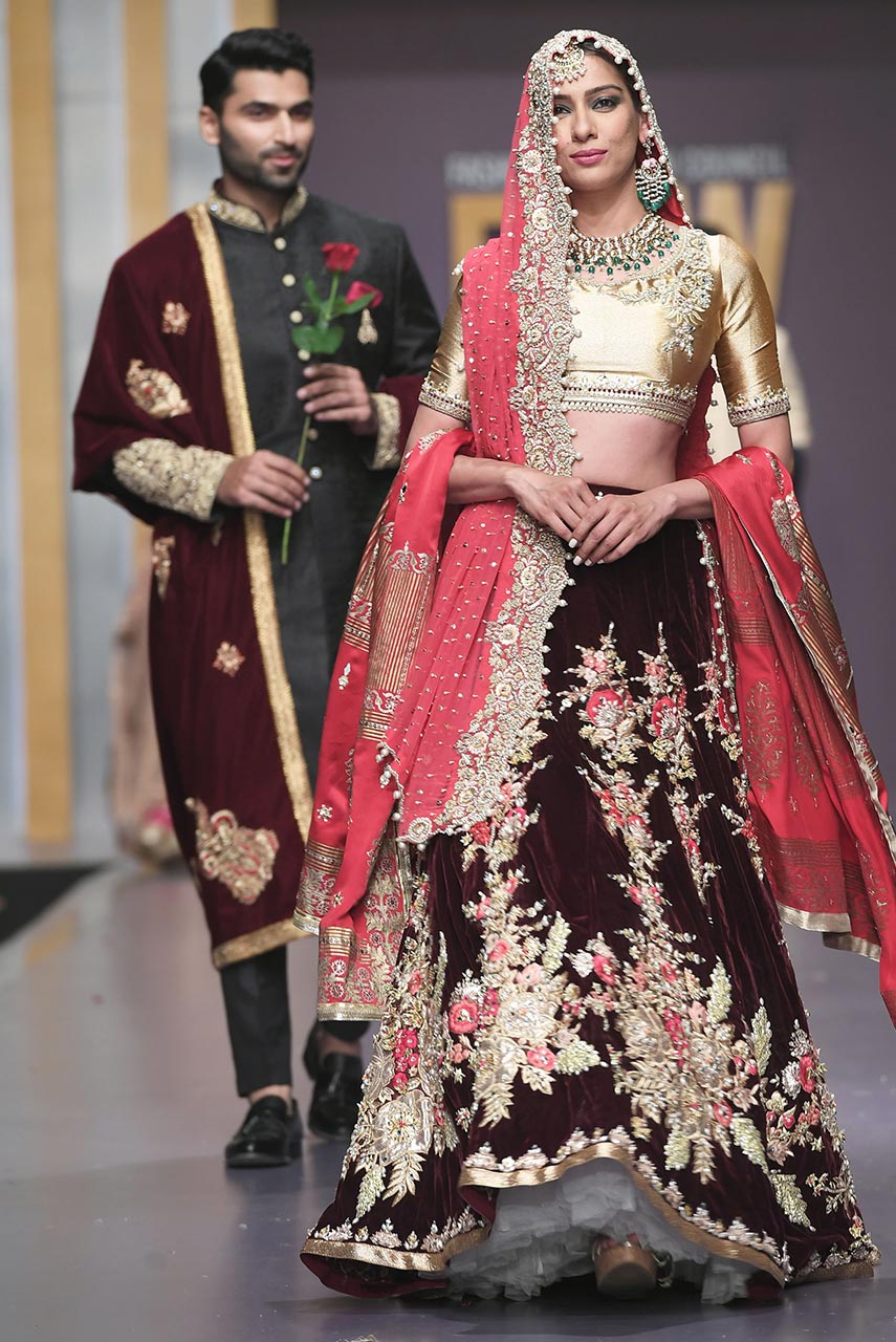 Pakistani Black Zardozi Velvet Lehenga Dress (3-Piece) - Image 1