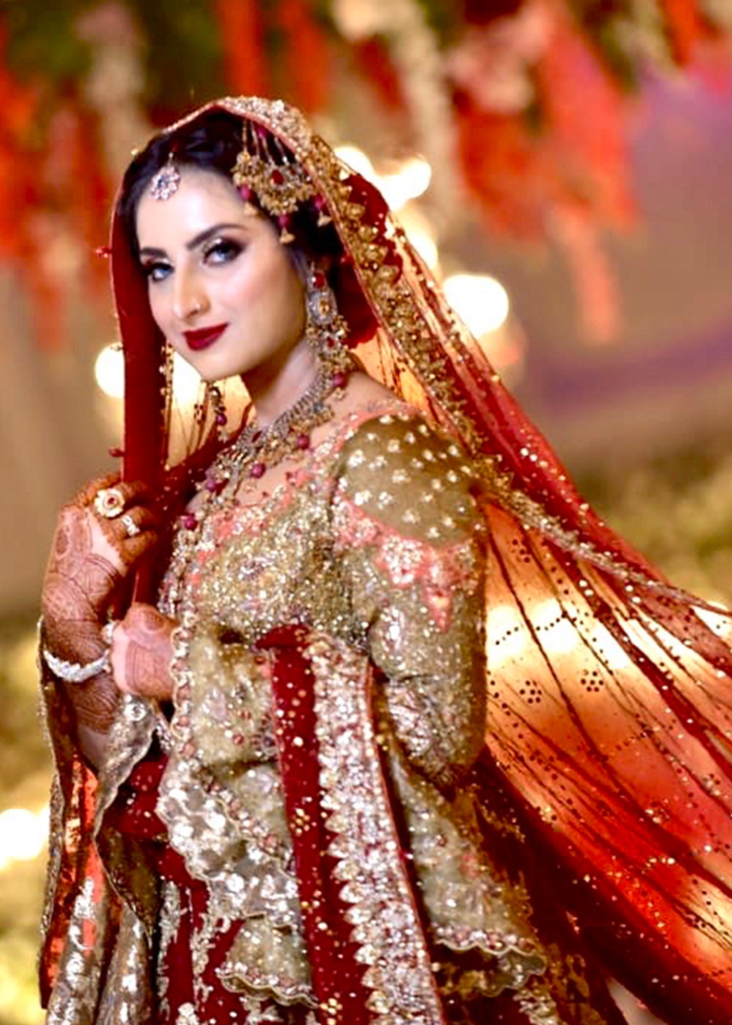 Pakistani Deep Maroon Gold Embellished Velvet Bridal Lehenga (3-Piece) - Image 3