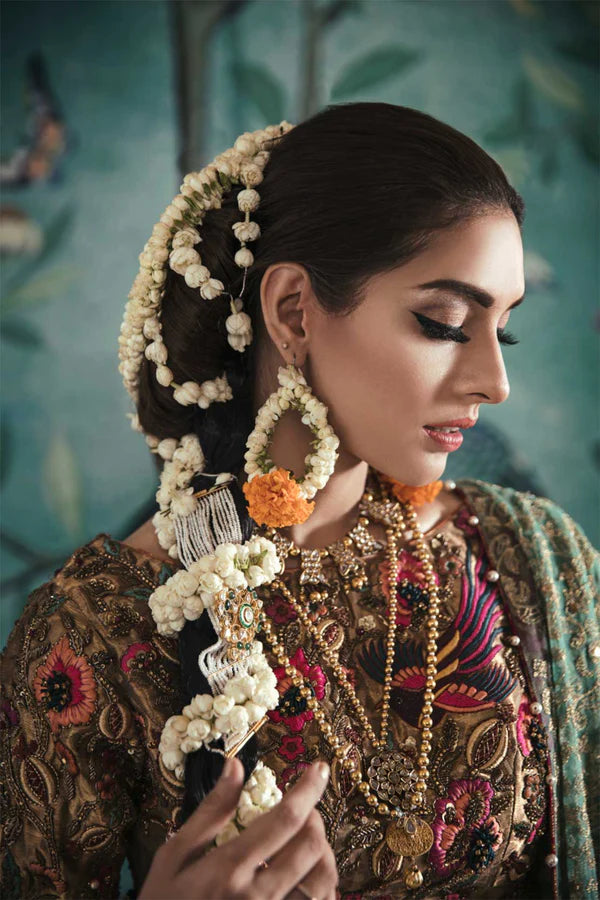 Pakistani Maroon Embroidered Velvet Bridal Lehenga (3-Piece) - Image 1