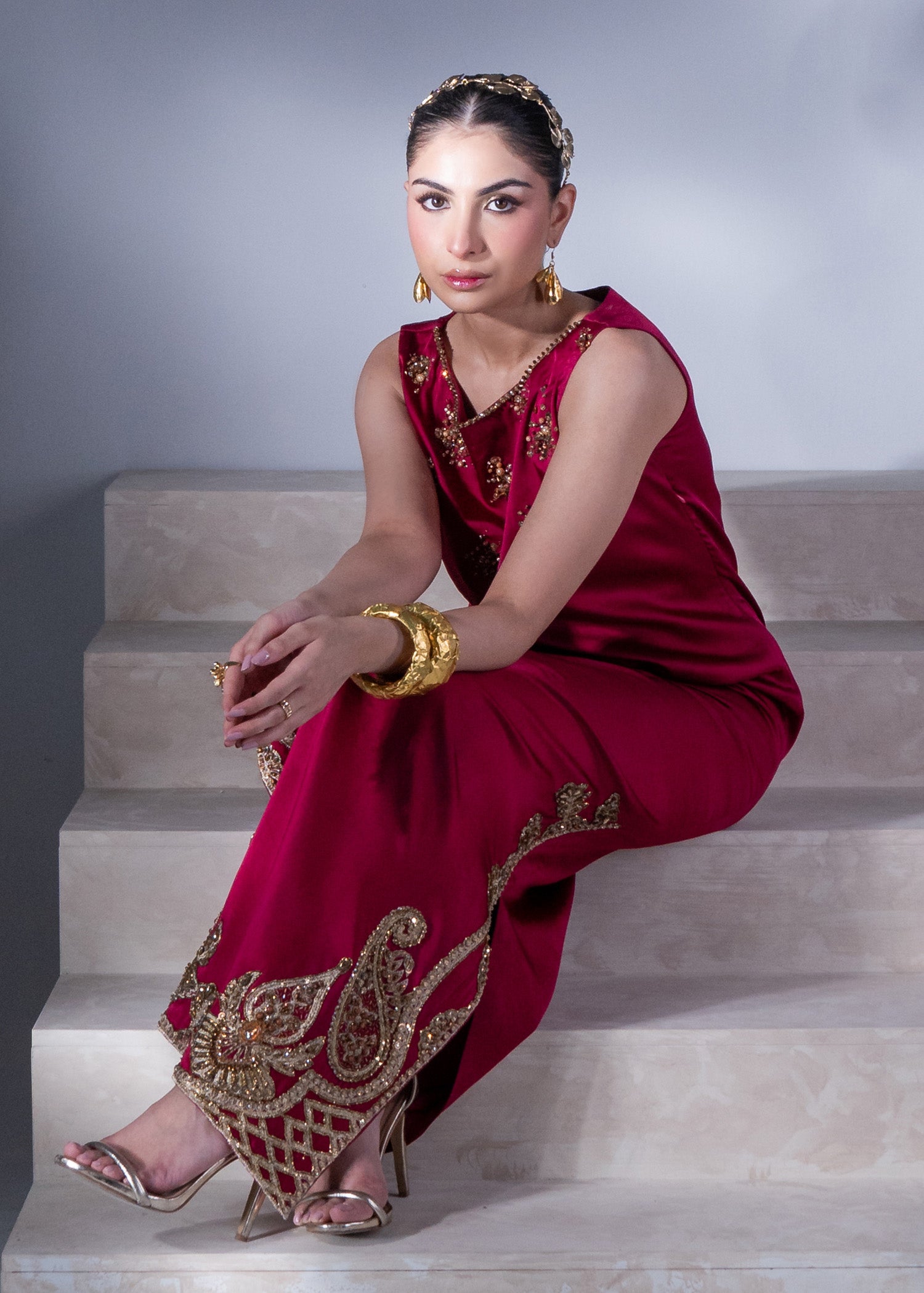 Beetroot Ada Embellished Pure Silk Maxi (2-Piece) - Image 2