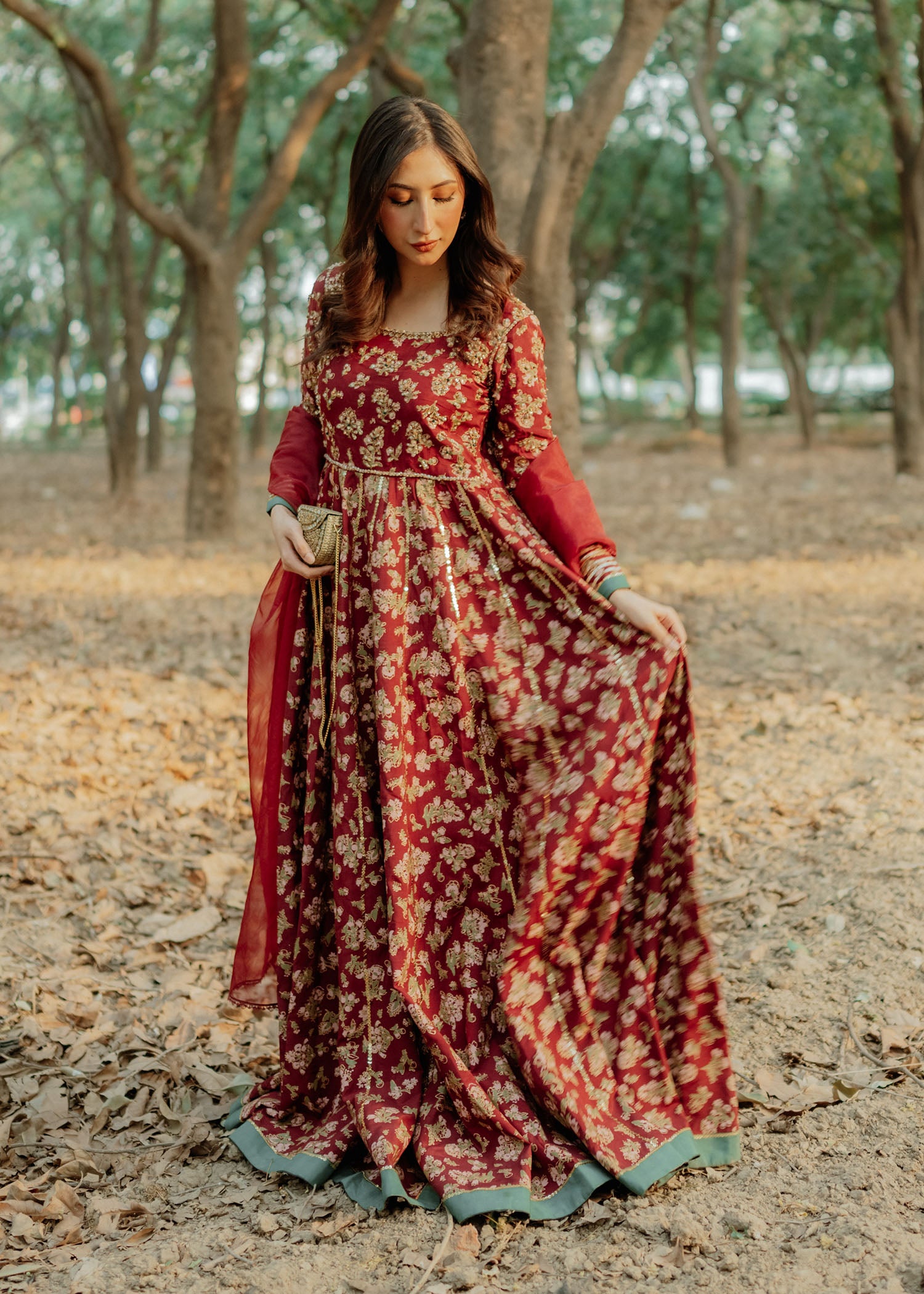 Maroon Screen Printed Thai Silk Pishwas (2-Piece) - Image 4