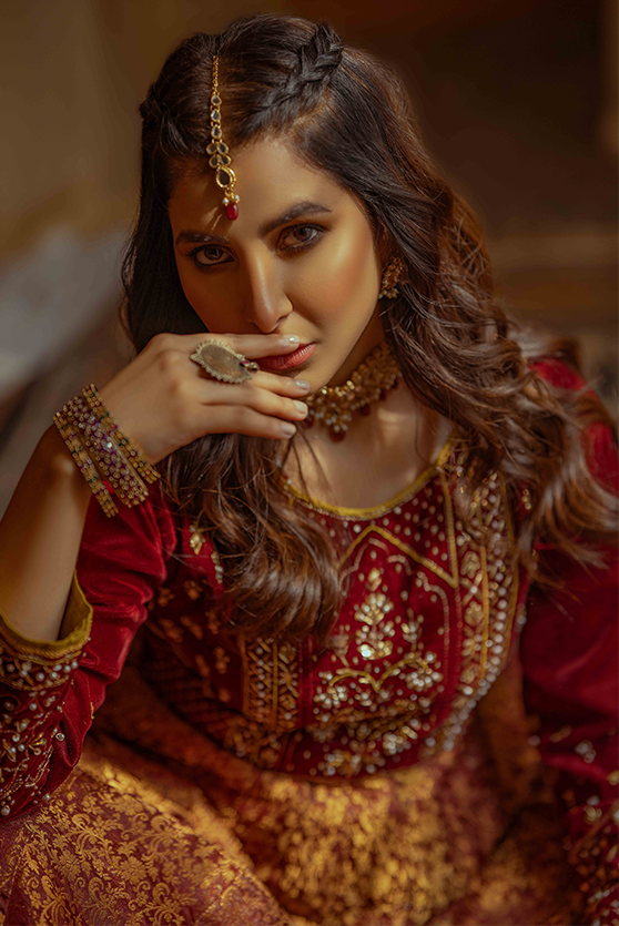 Maroon Kora Dabka Velvet Pishwas (2-Piece) - Image 4