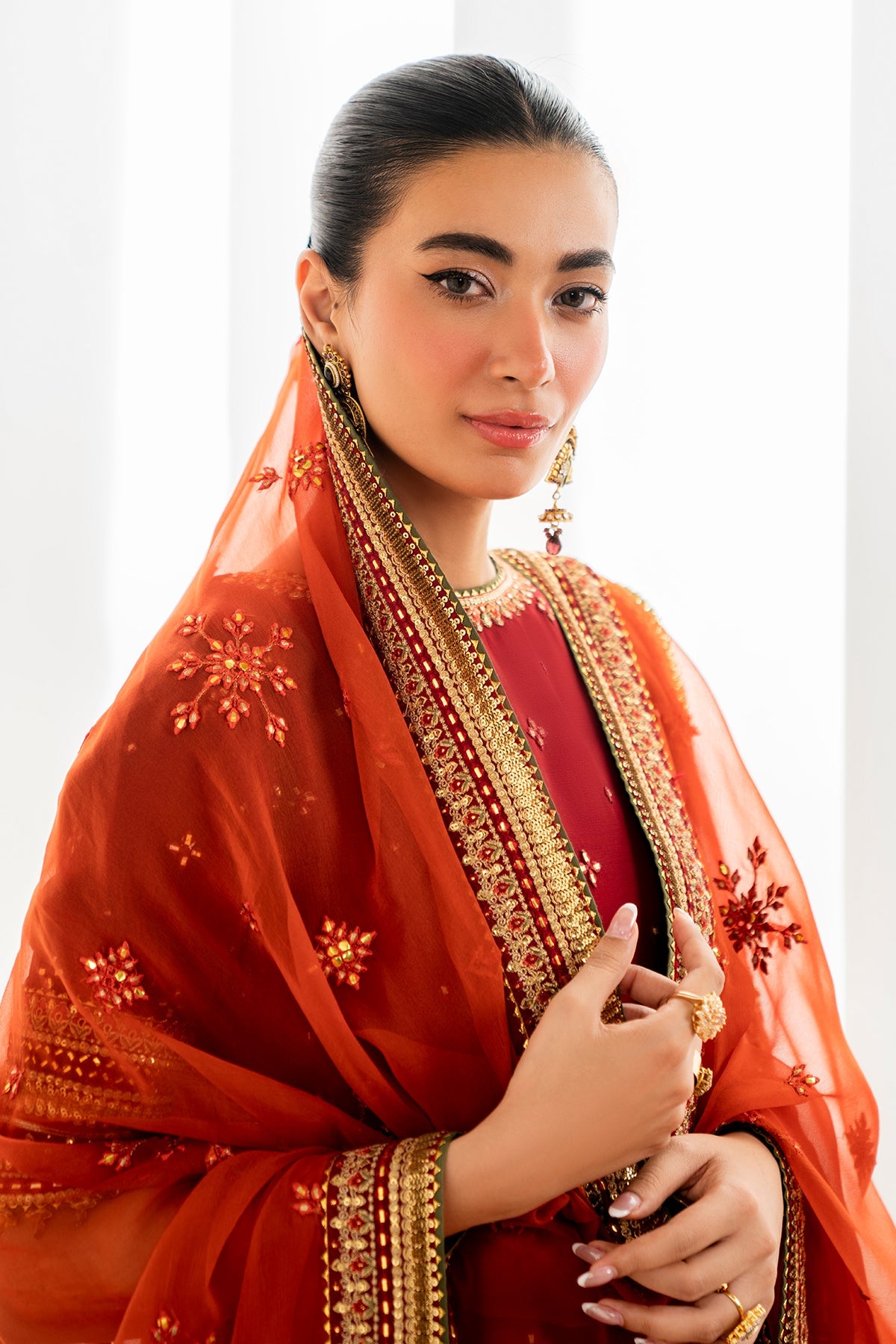 Pakistani Maroon Tilla Embroidered Chiffon Salwar Kameez (3-Piece) - Image 4