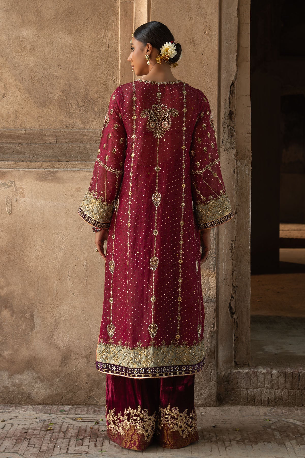 Maroon Zari Velvet Cotton Kameez (3-Piece) - Image 1