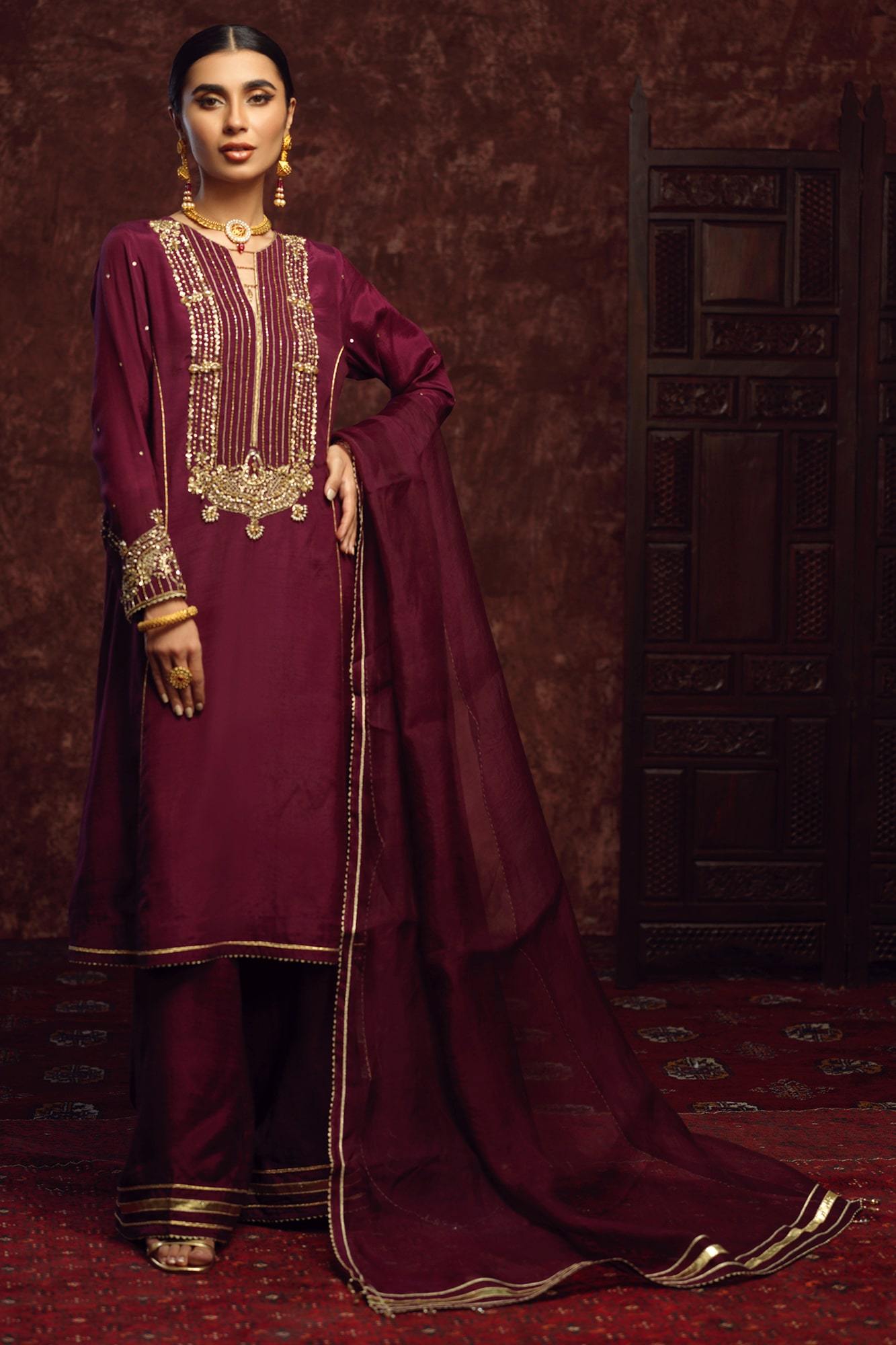 Pakistani Deep Plum Zardozi Raw Silk Salwar Kameez (3-Piece) - Image 2