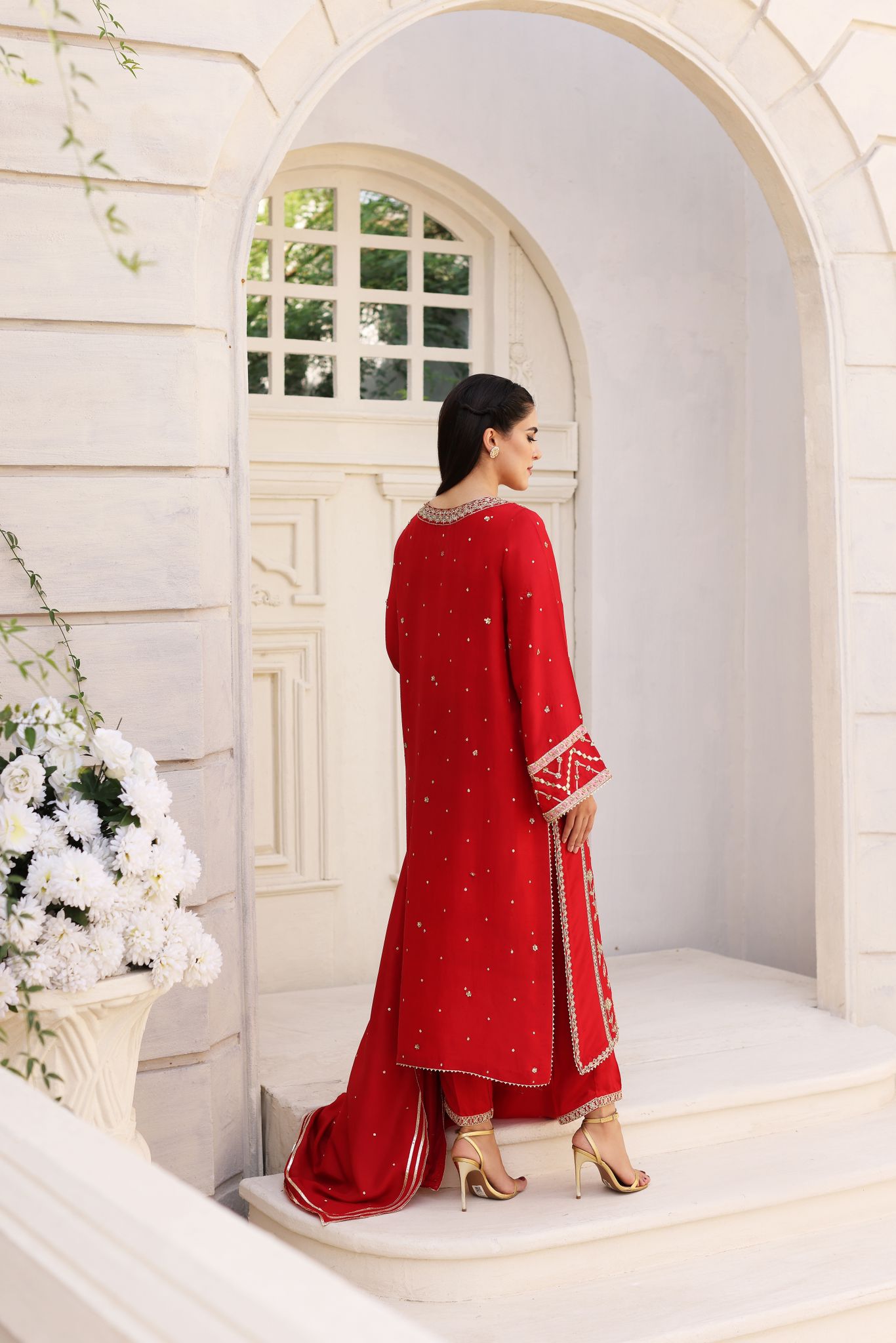 Pakistani Maroon Zari Zardozi Raw Silk Salwar Kameez (3-Piece) - Image 3