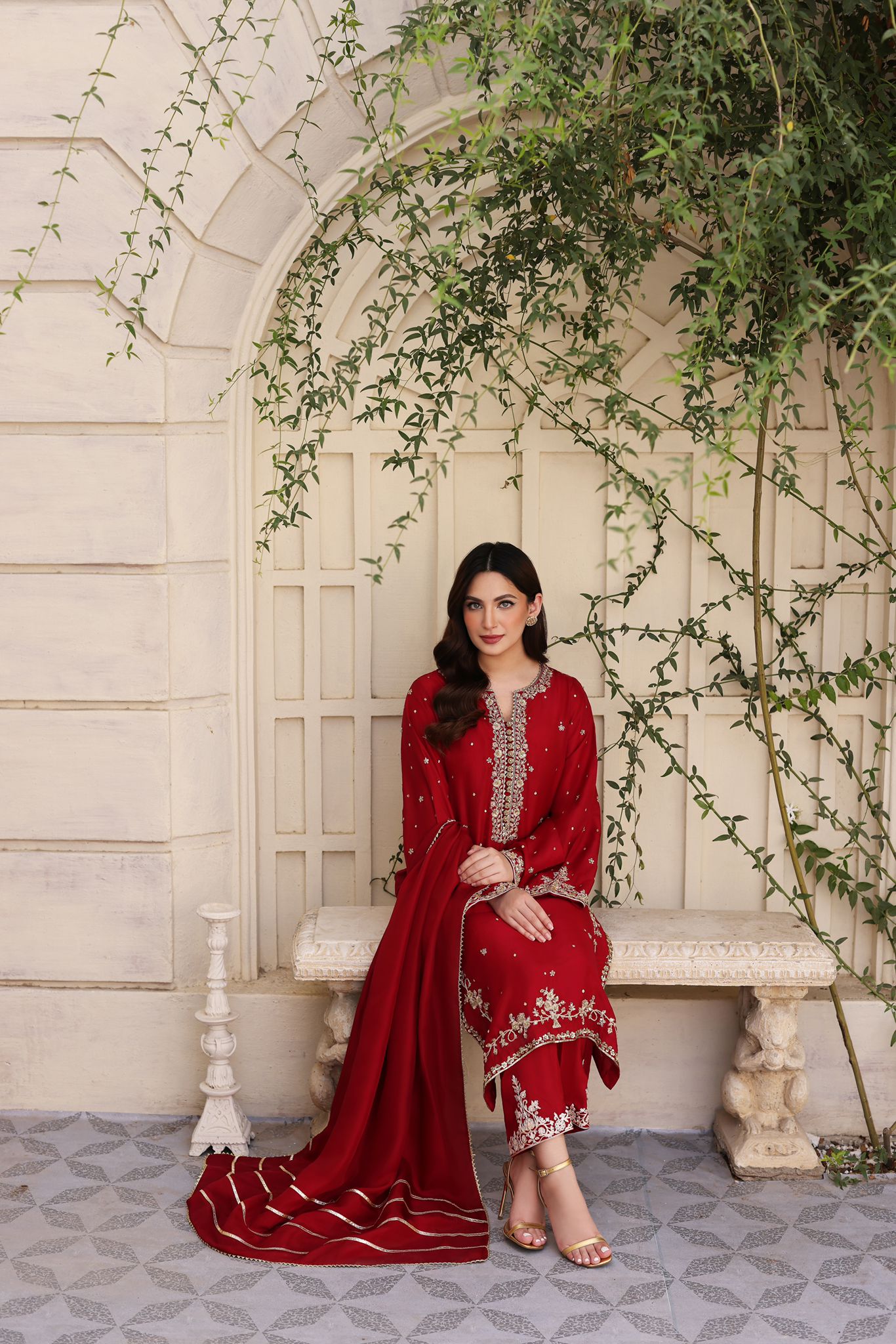 Pakistani Maroon Zardozi Raw Silk Salwar Kameez (3-Piece) - Image 1