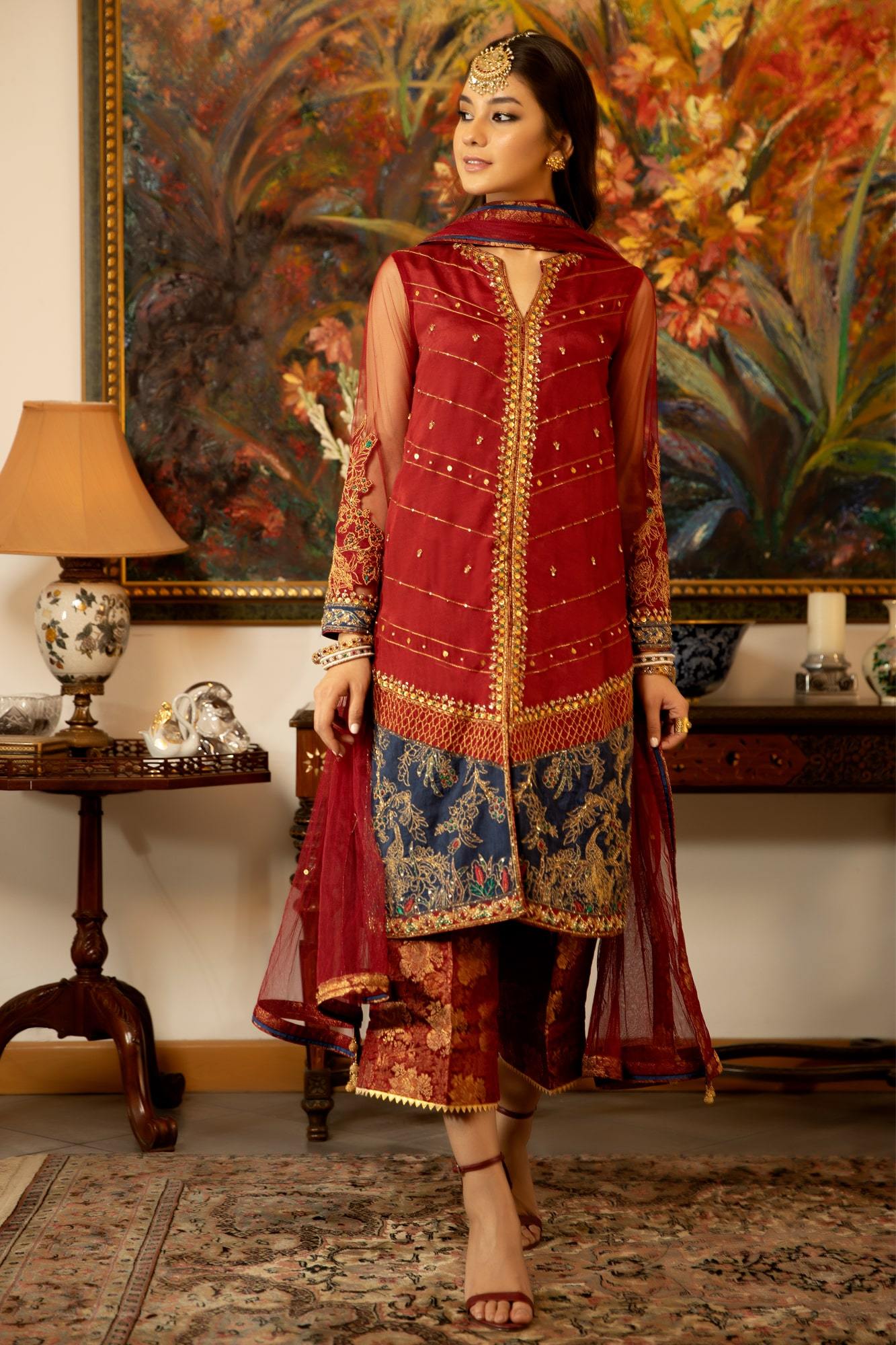 Maroon Zardozi & Aari Raw Silk Salwar Kameez (3-Piece) - Image 3