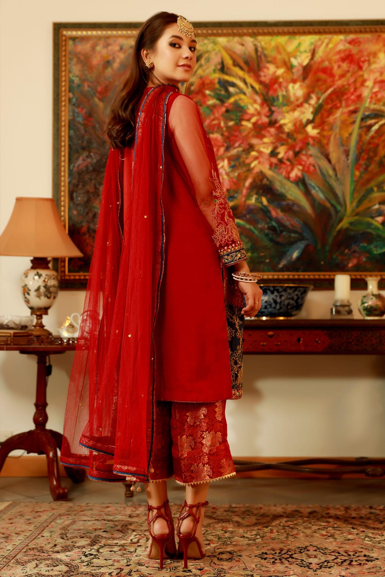 Maroon Zardozi & Aari Raw Silk Salwar Kameez (3-Piece) - Image 5