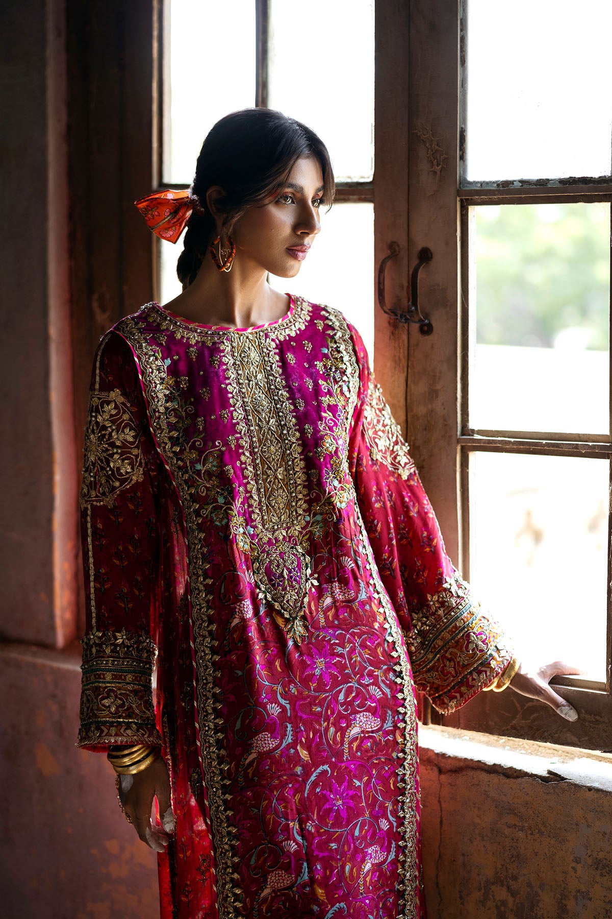 Maroon Red Embellished Silk & Grip Kurta (2-Piece) - Image 2