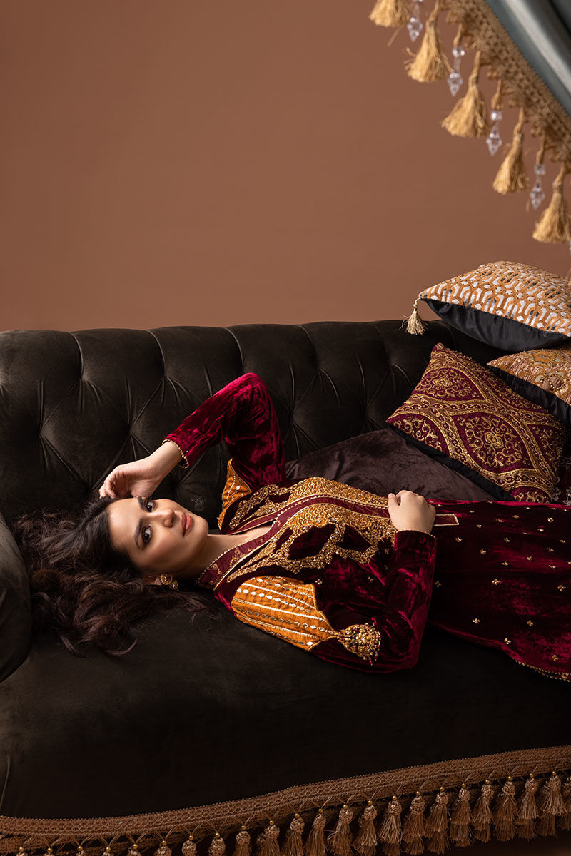 Pakistani Maroon Embroidered Velvet Salwar Kameez (3-Piece) - Image 5