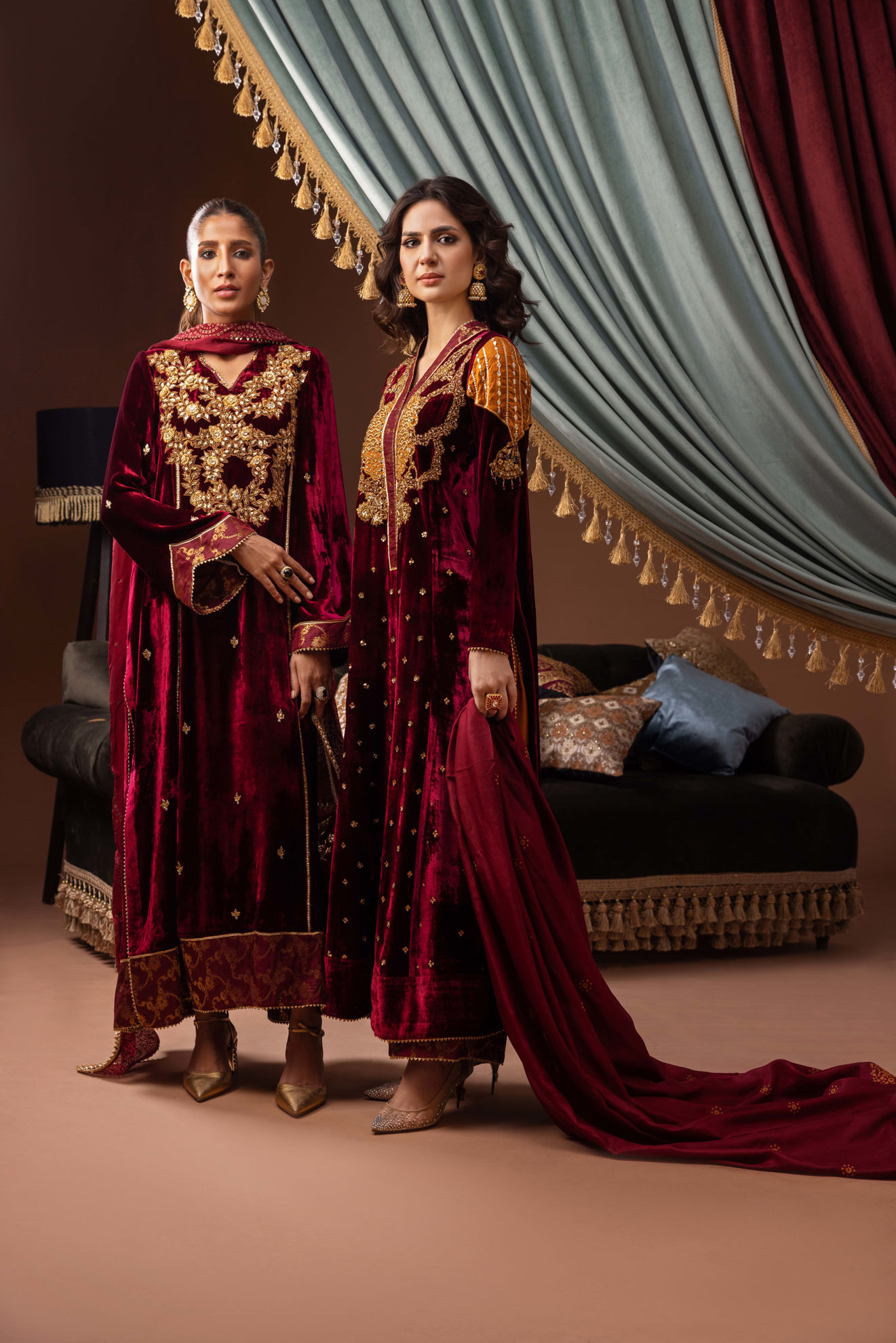 Pakistani Maroon Hand-Embroidered Velvet Kurta Set (3-Piece) - Image 9