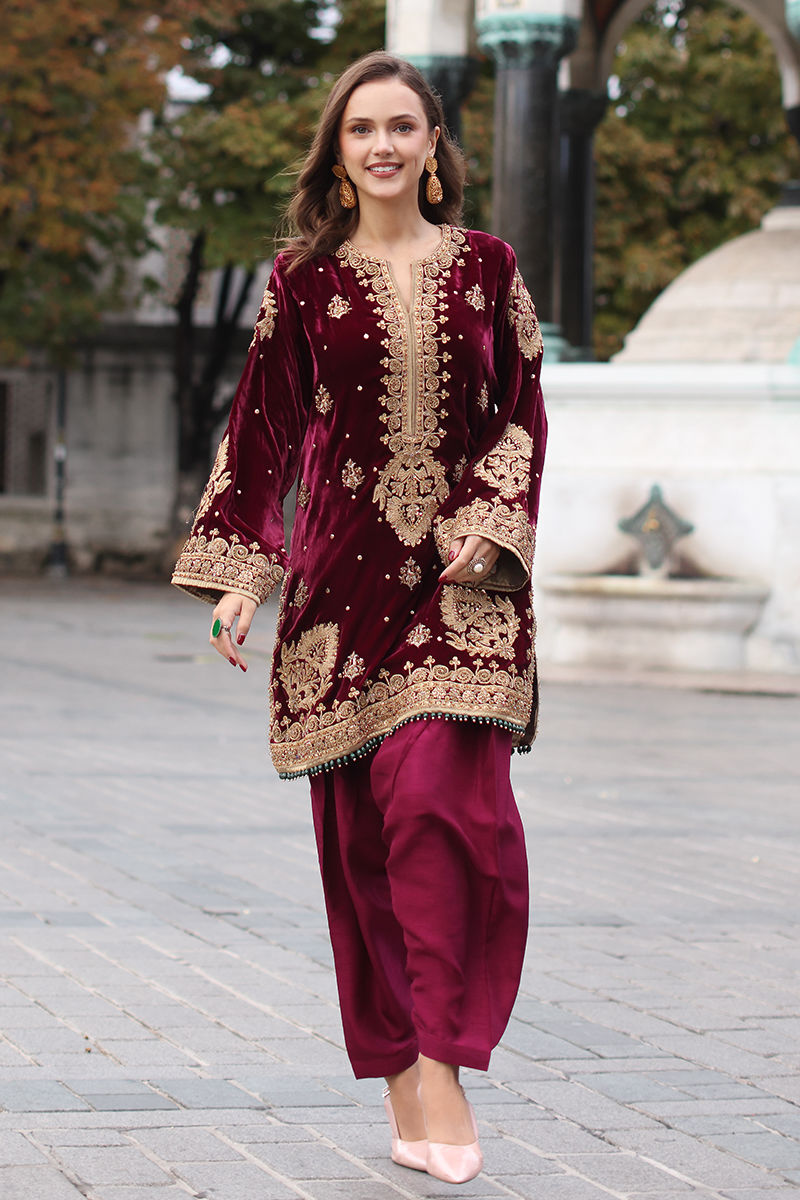 Pakistani Maroon Embroidered Velvet Salwar Kameez (3-Piece) - Image 4