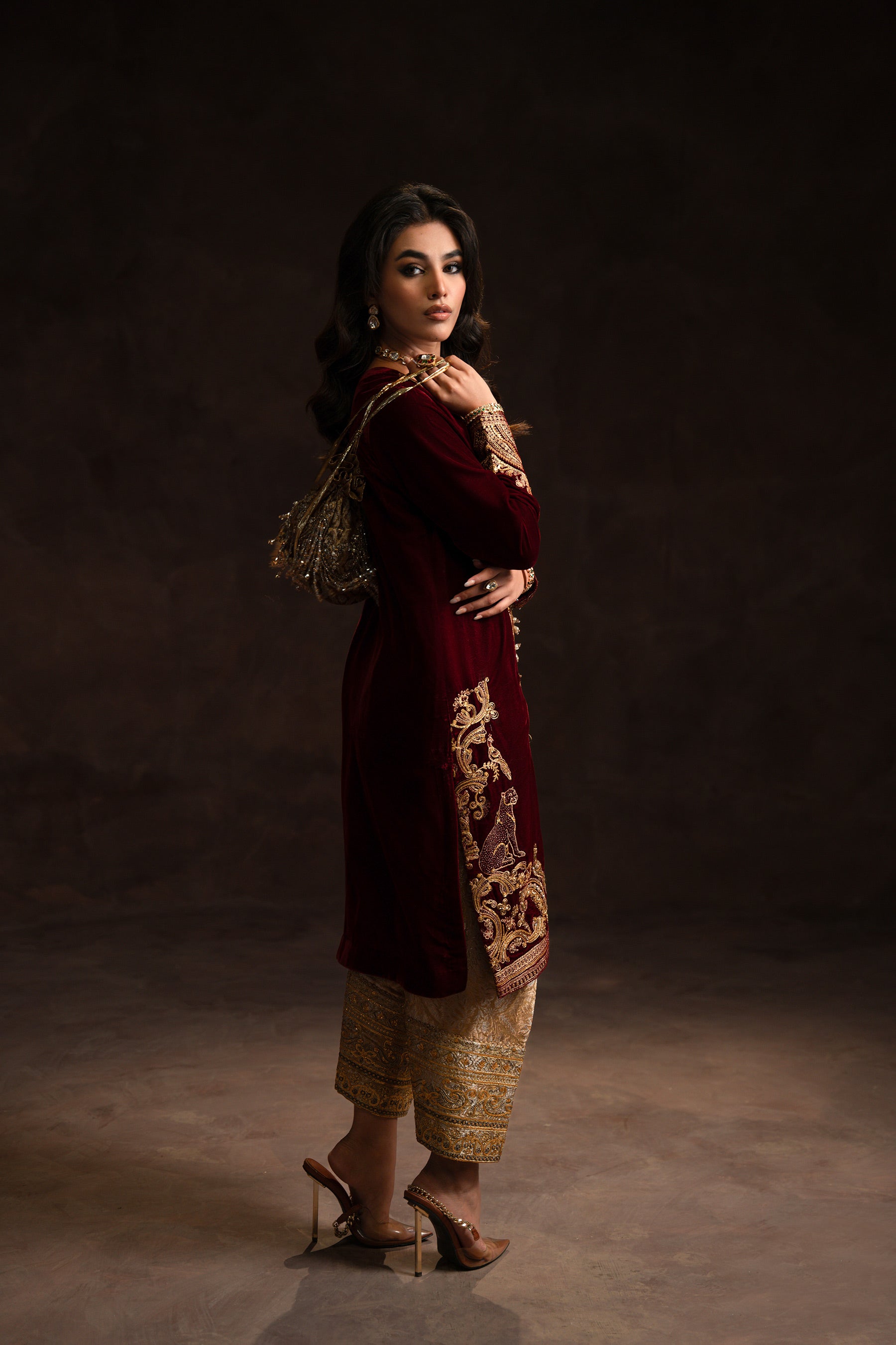 Maroon Embroidered Velvet & Gold Jamawar Salwar Kameez (3-Piece) - Image 4