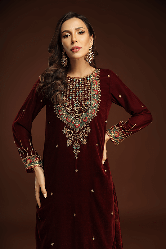 Pakistani Maroon Hand-Embroidered Velvet Salwar Kameez (3-Piece) - Image 5