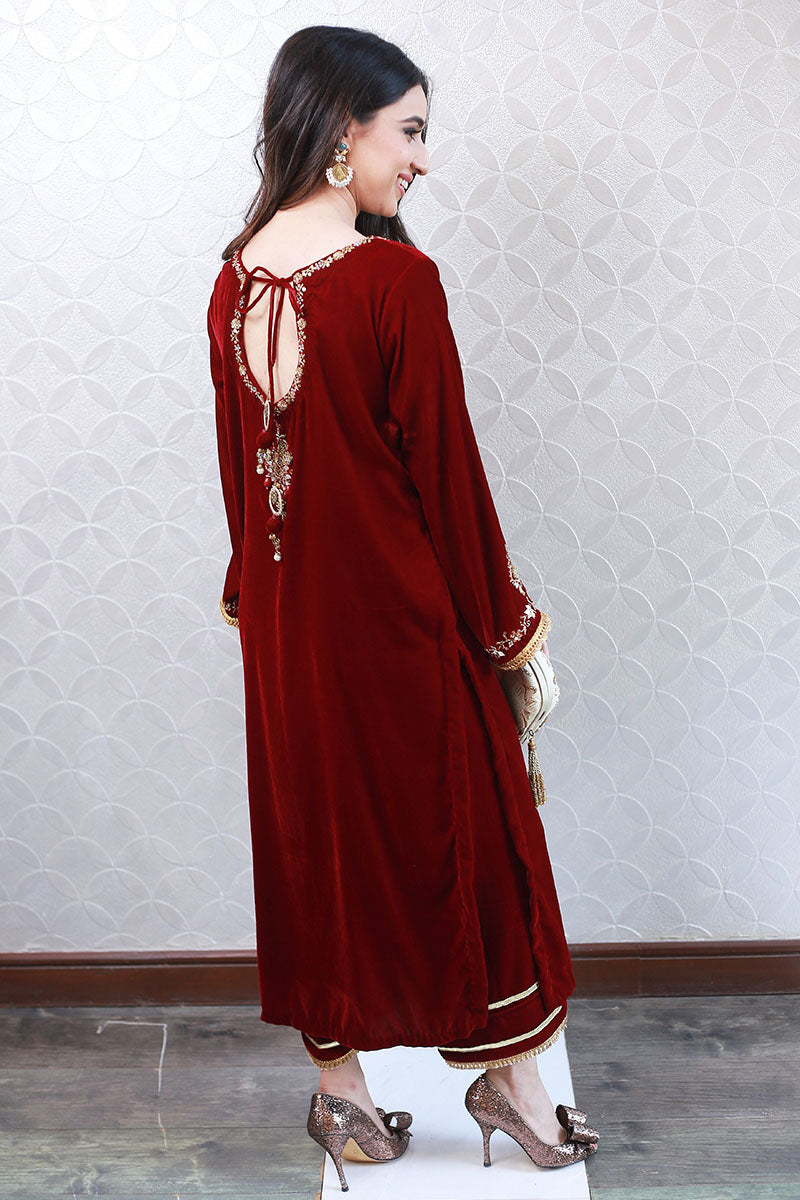 Pakistani Deep Maroon Kora Dabka Velvet Salwar Kameez (3-Piece) - Image 3