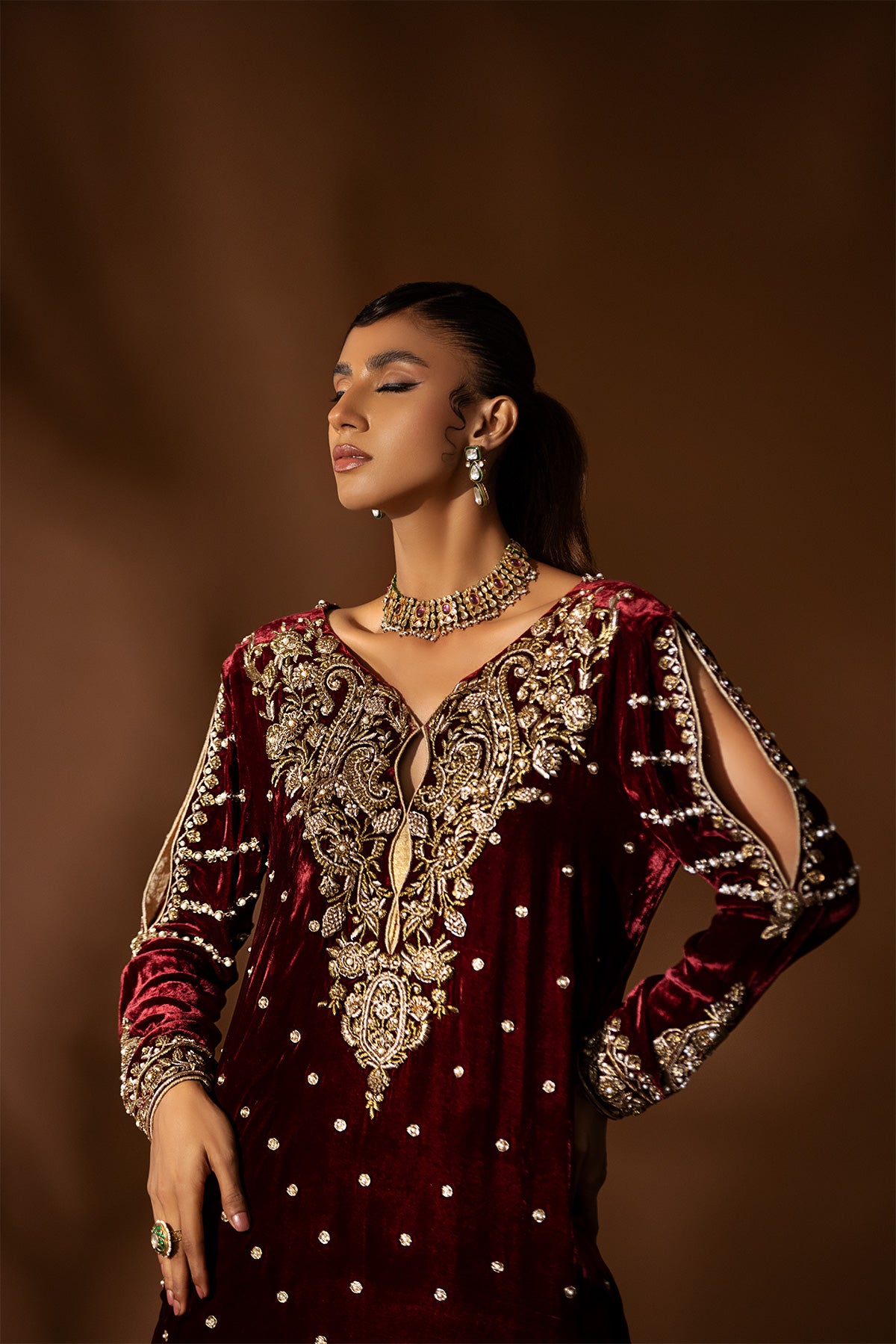 Maroon Zardozi Velvet Salwar Kameez (2-Piece) - Image 2