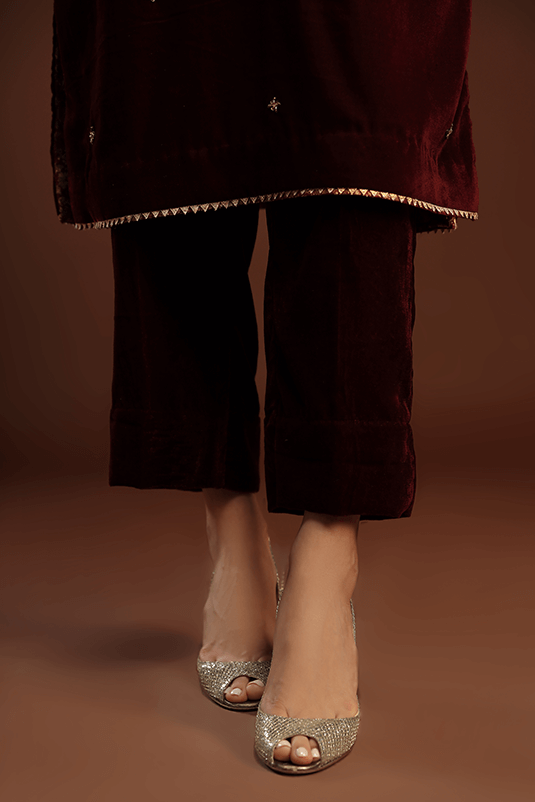 Pakistani Maroon Embroidered Velvet Salwar Kameez (3-Piece) - Image 1